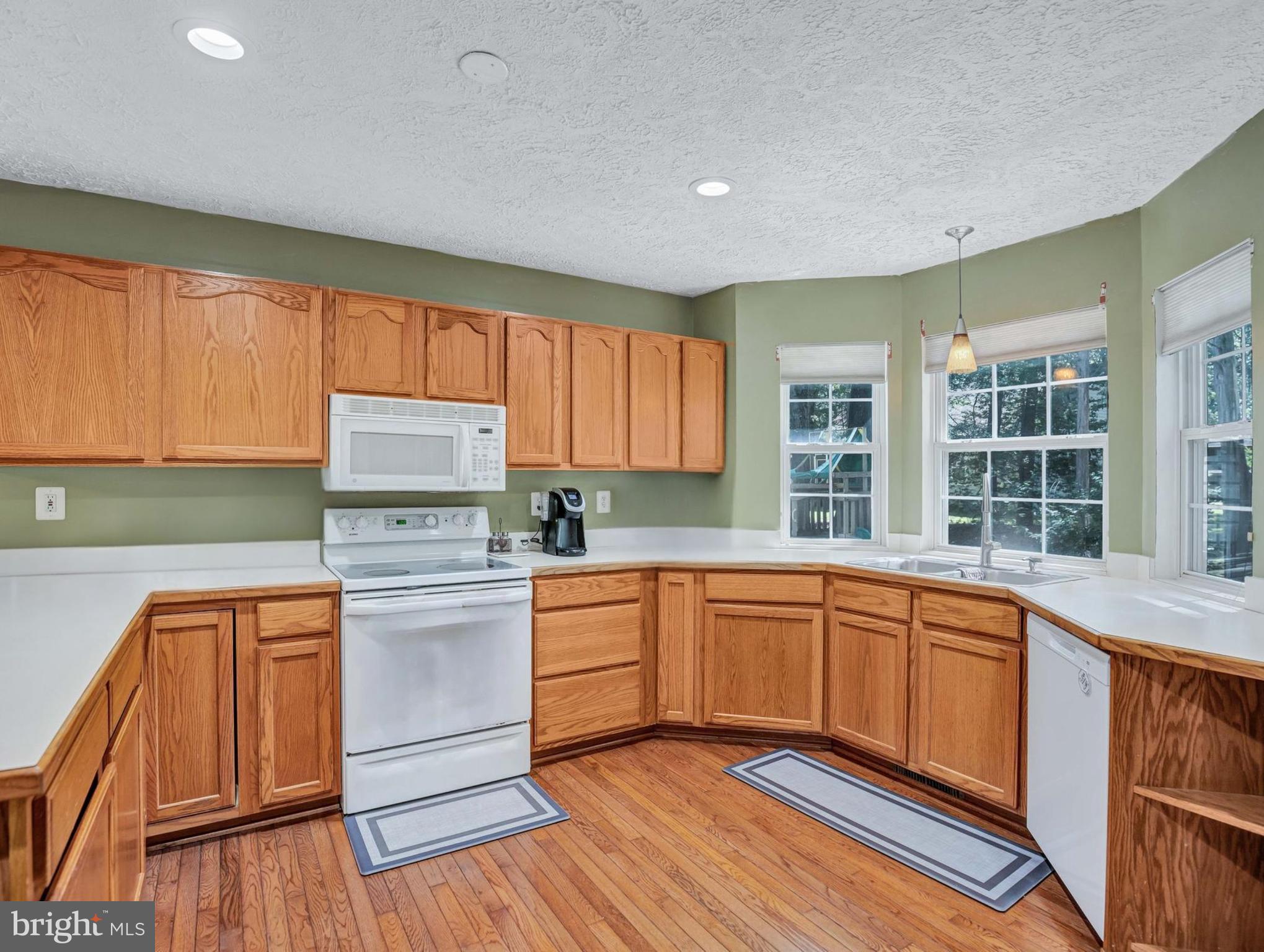 SWAN POINT - Residential