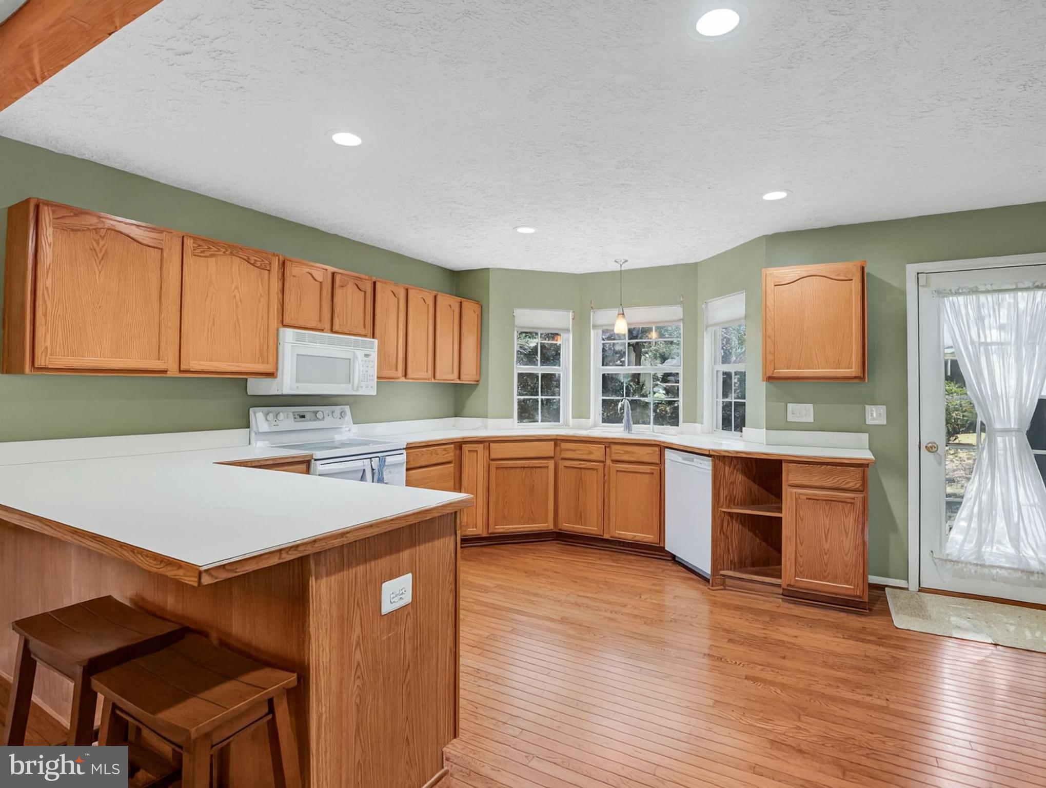 SWAN POINT - Residential