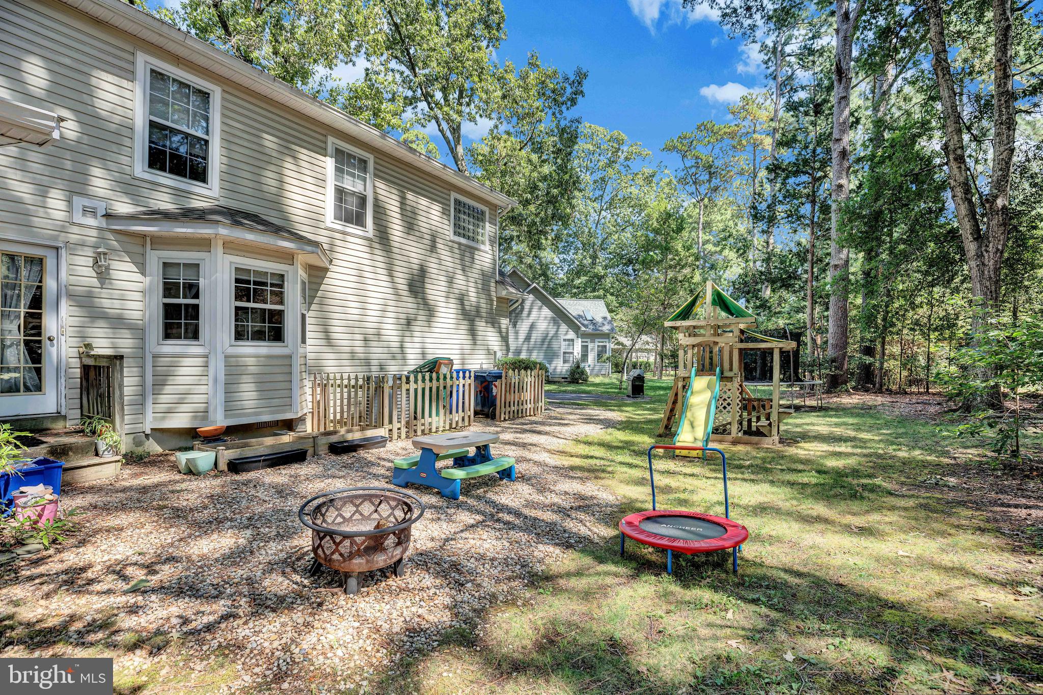 SWAN POINT - Residential