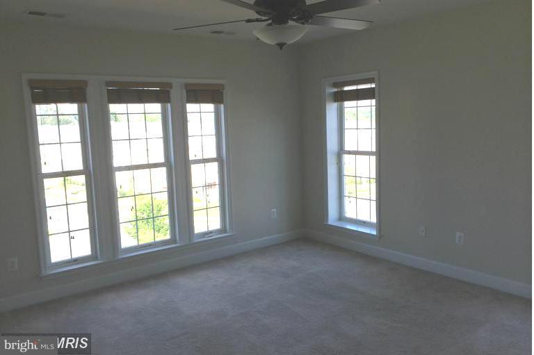 POTOMAC CLUB - Residential Lease