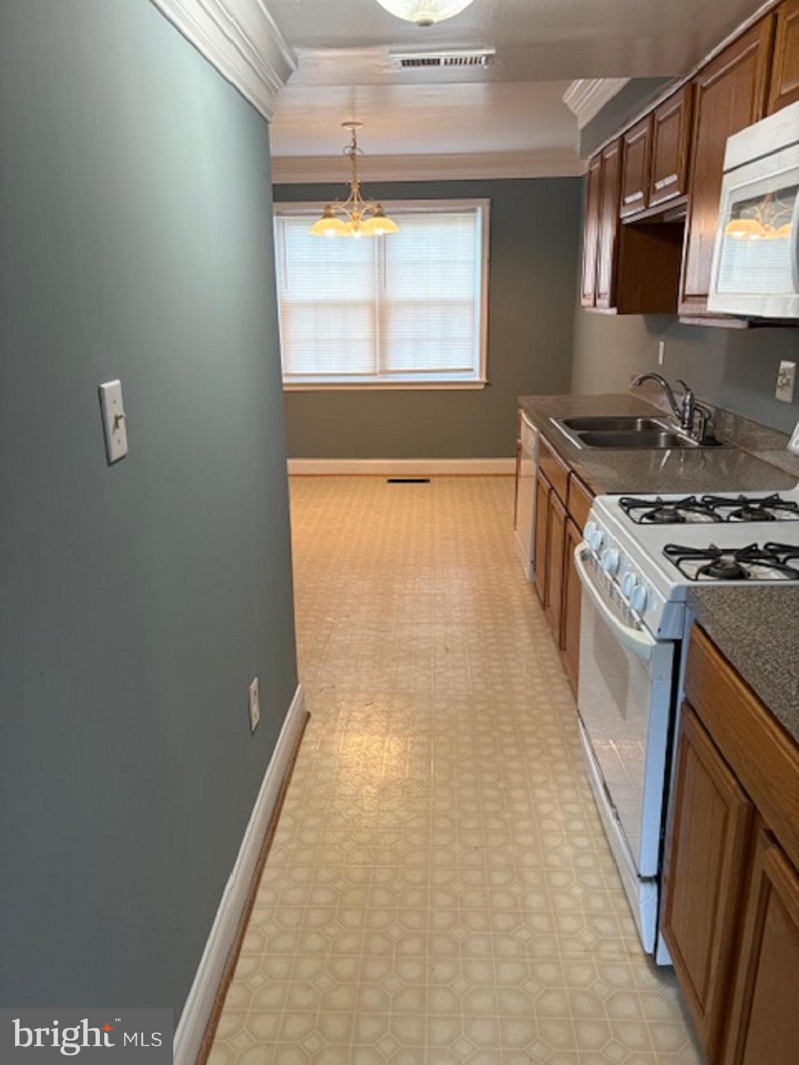 CHERRYDALE - Residential Lease