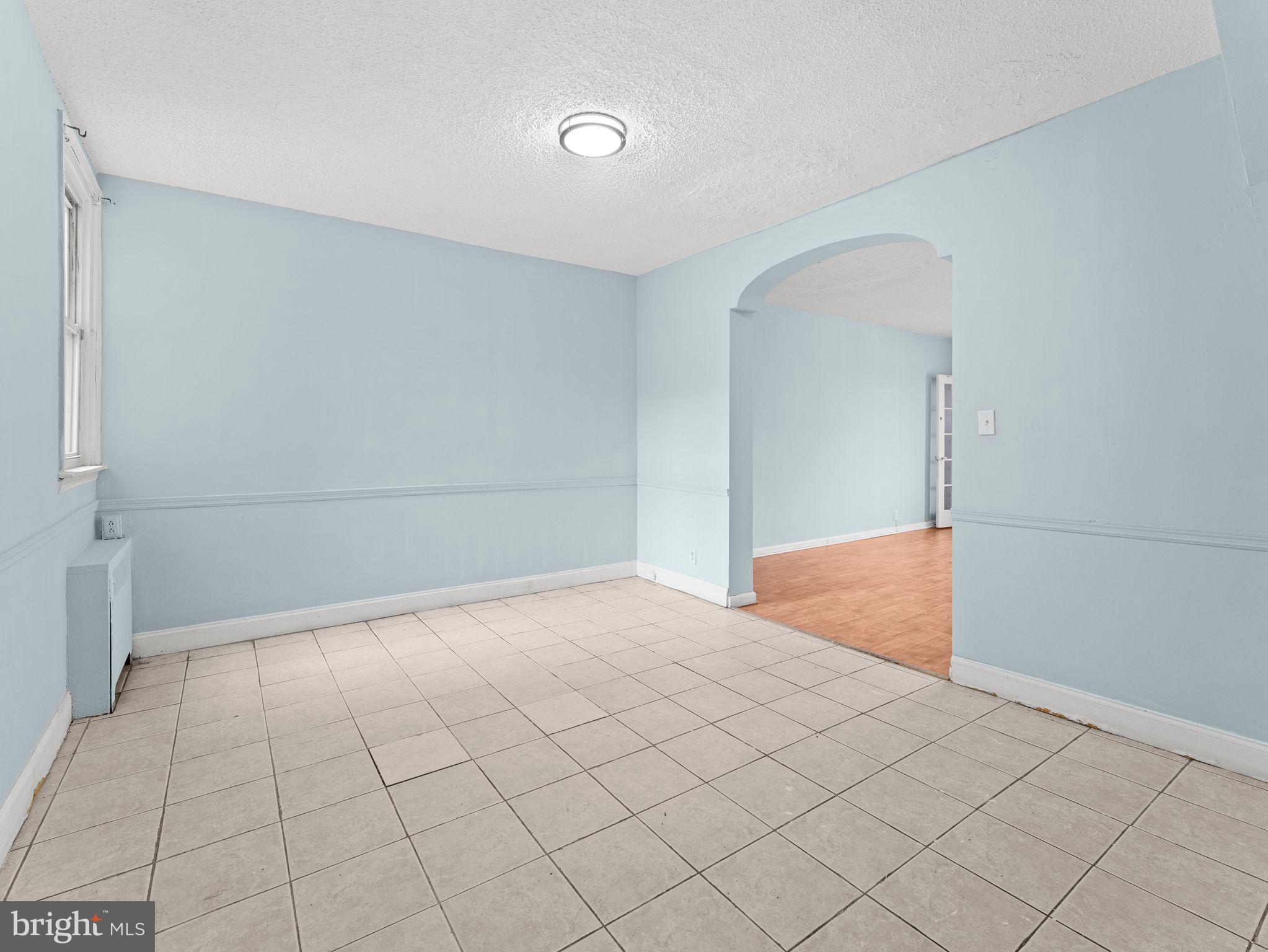 MAYFAIR (WEST) - Residential