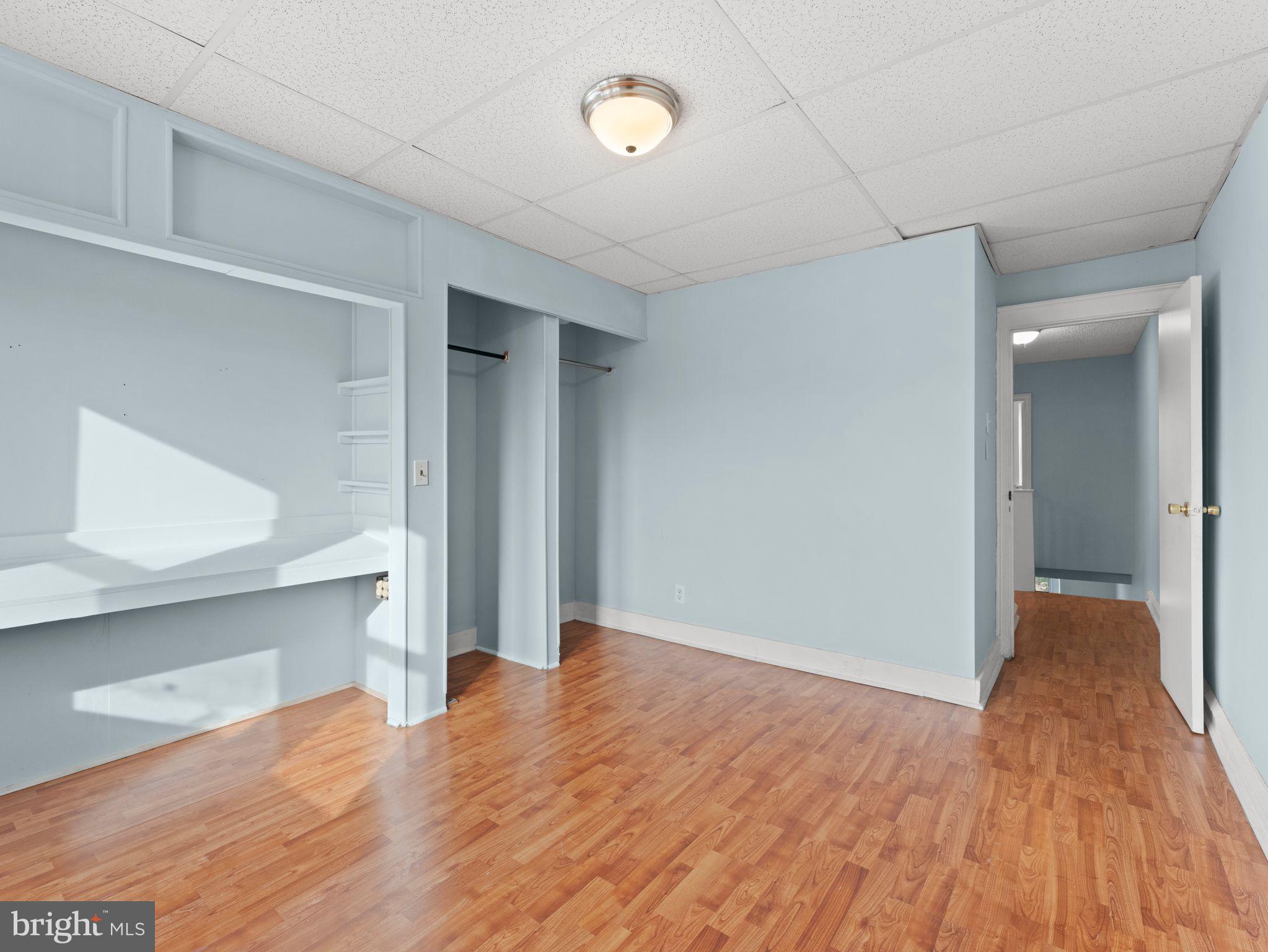 MAYFAIR (WEST) - Residential