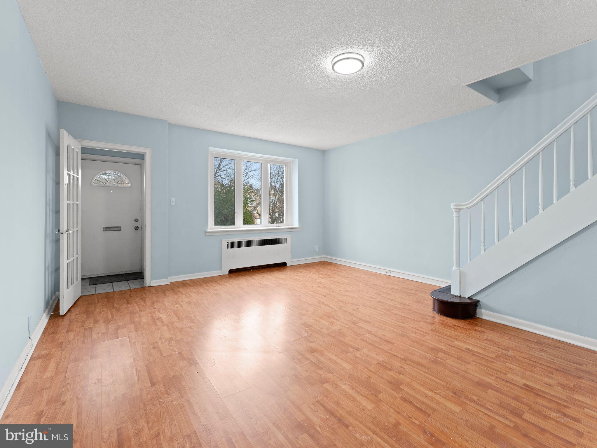 3552 CHIPPENDALE AVENUE