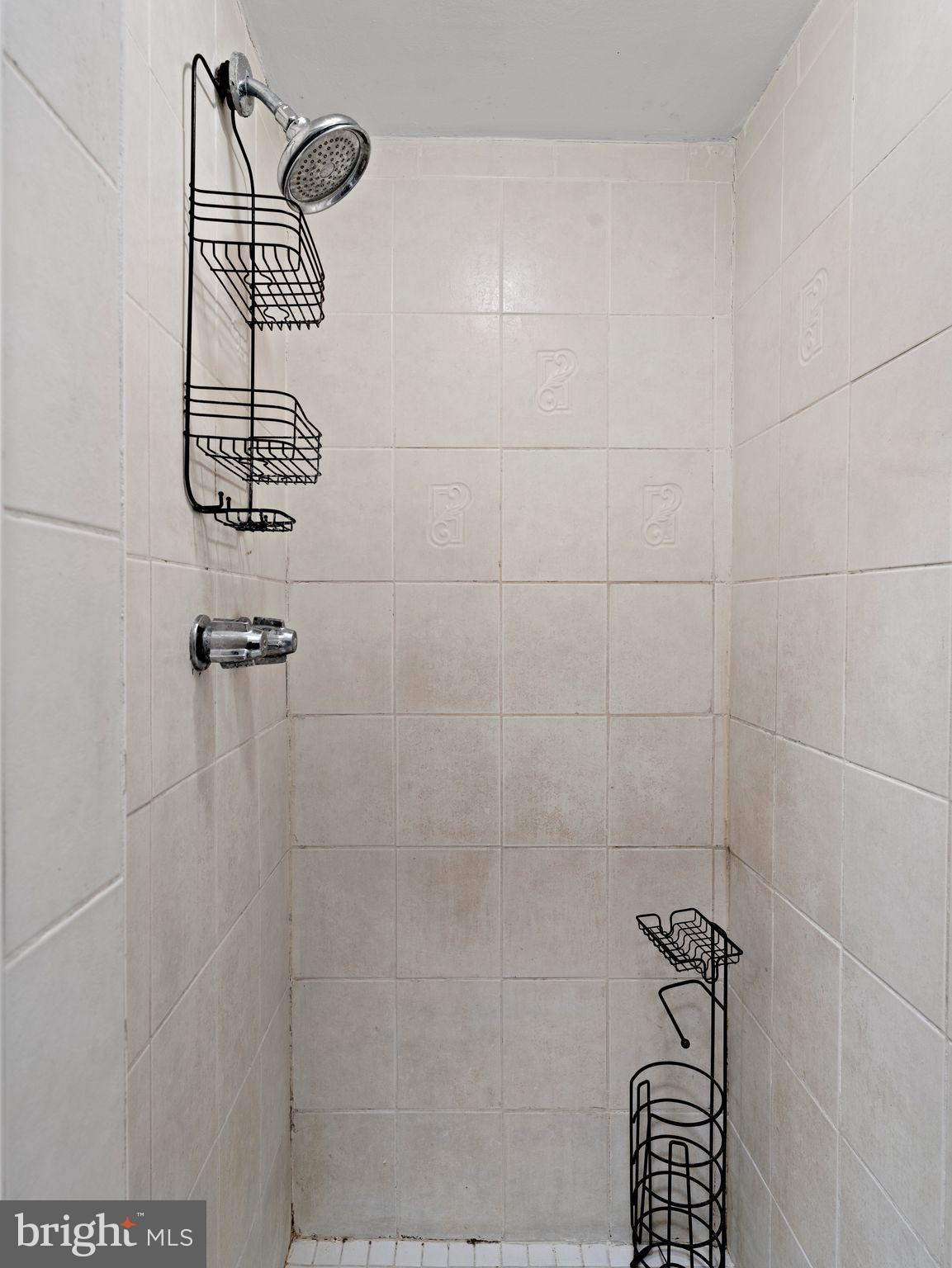 MAYFAIR (WEST) - Residential