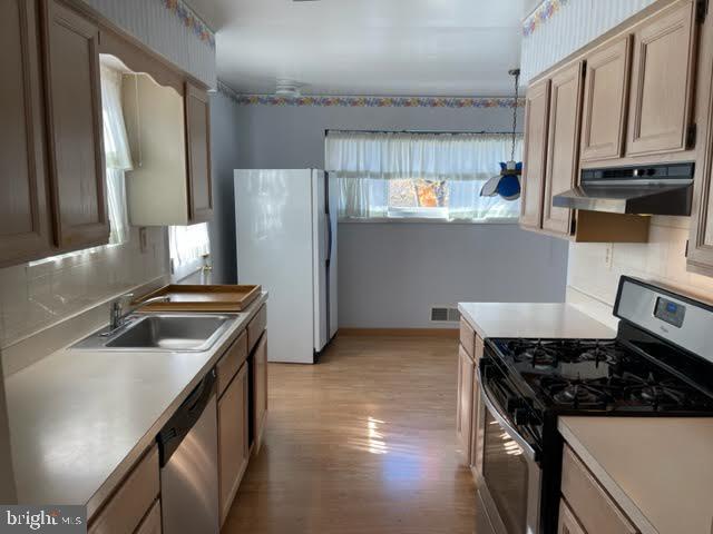 ASPEN HILL PARK - Residential