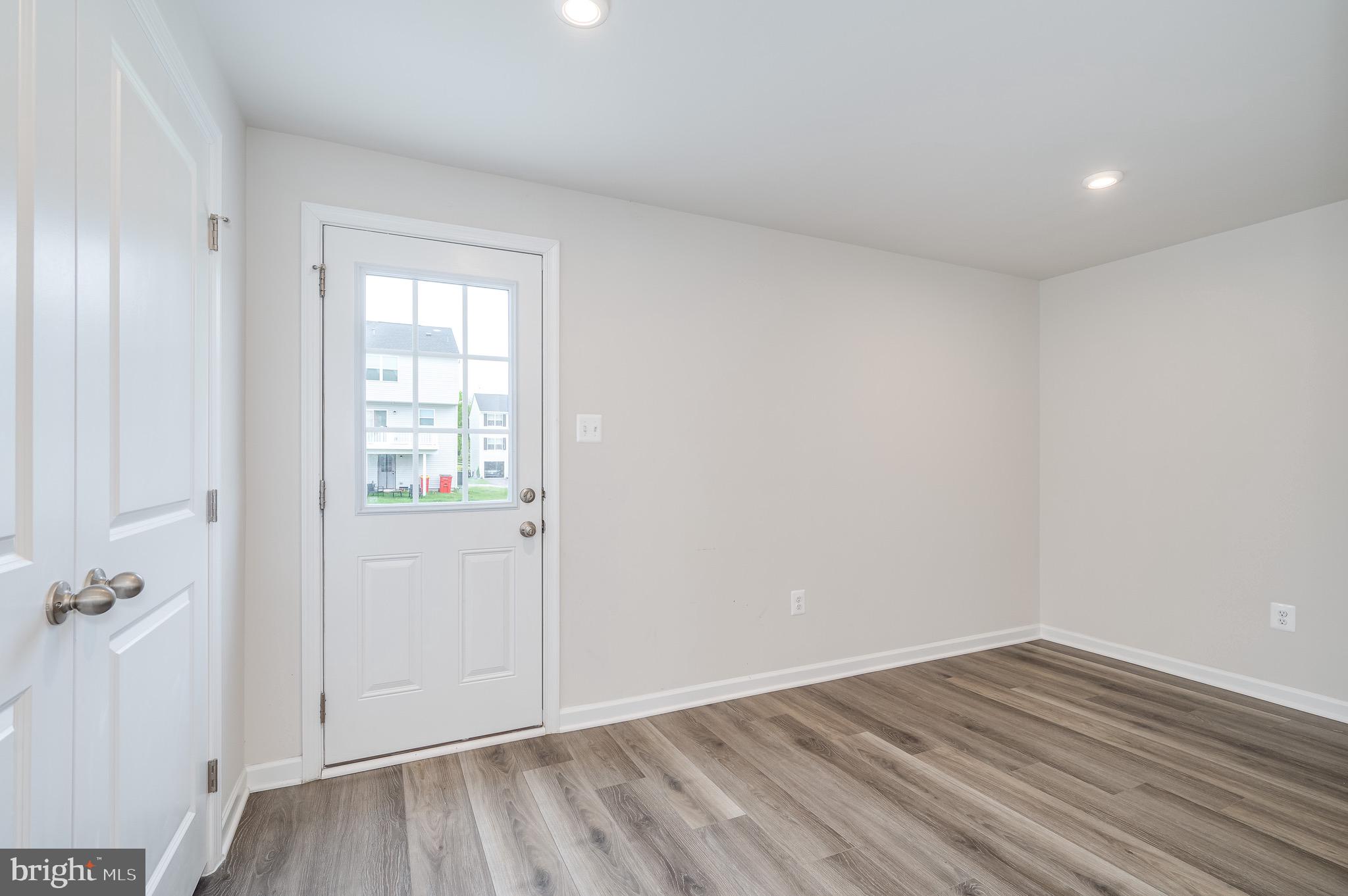 SOUTH BROOK - Residential