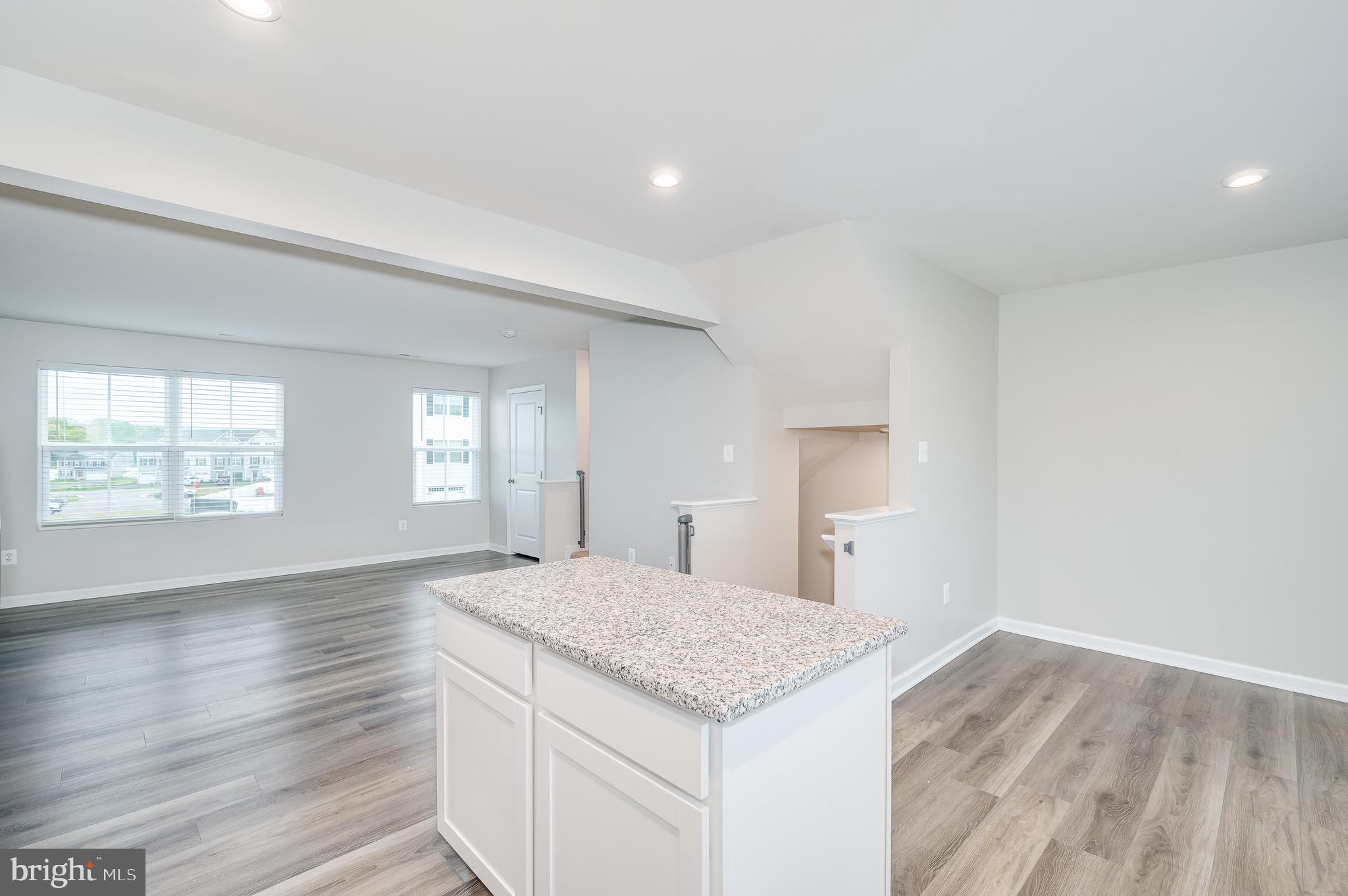 SOUTH BROOK - Residential