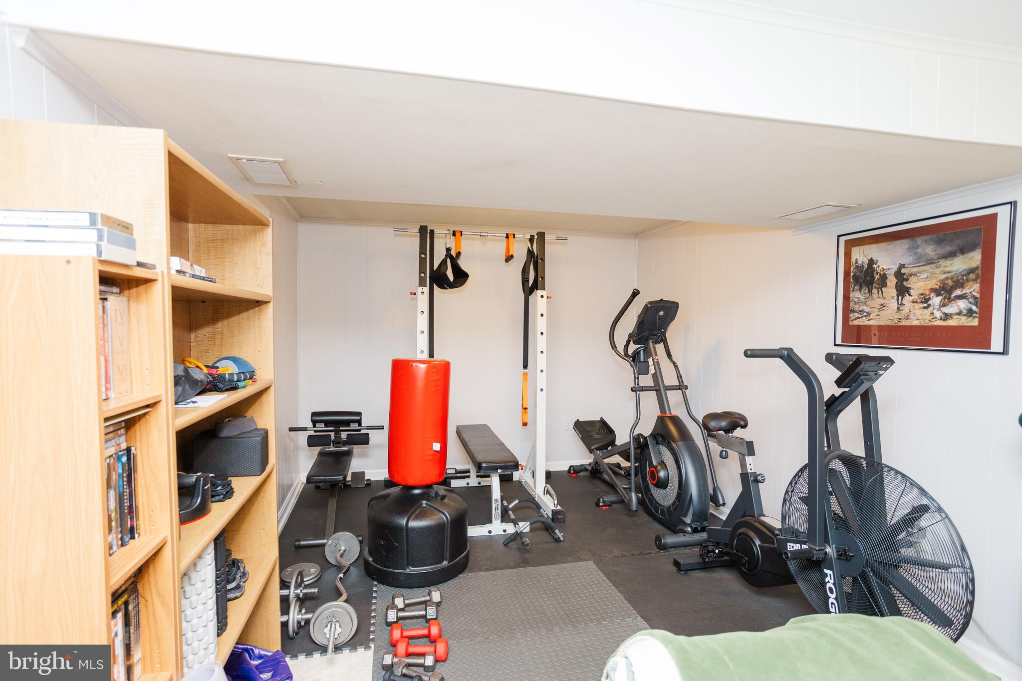 SOMERSET - Residential Lease