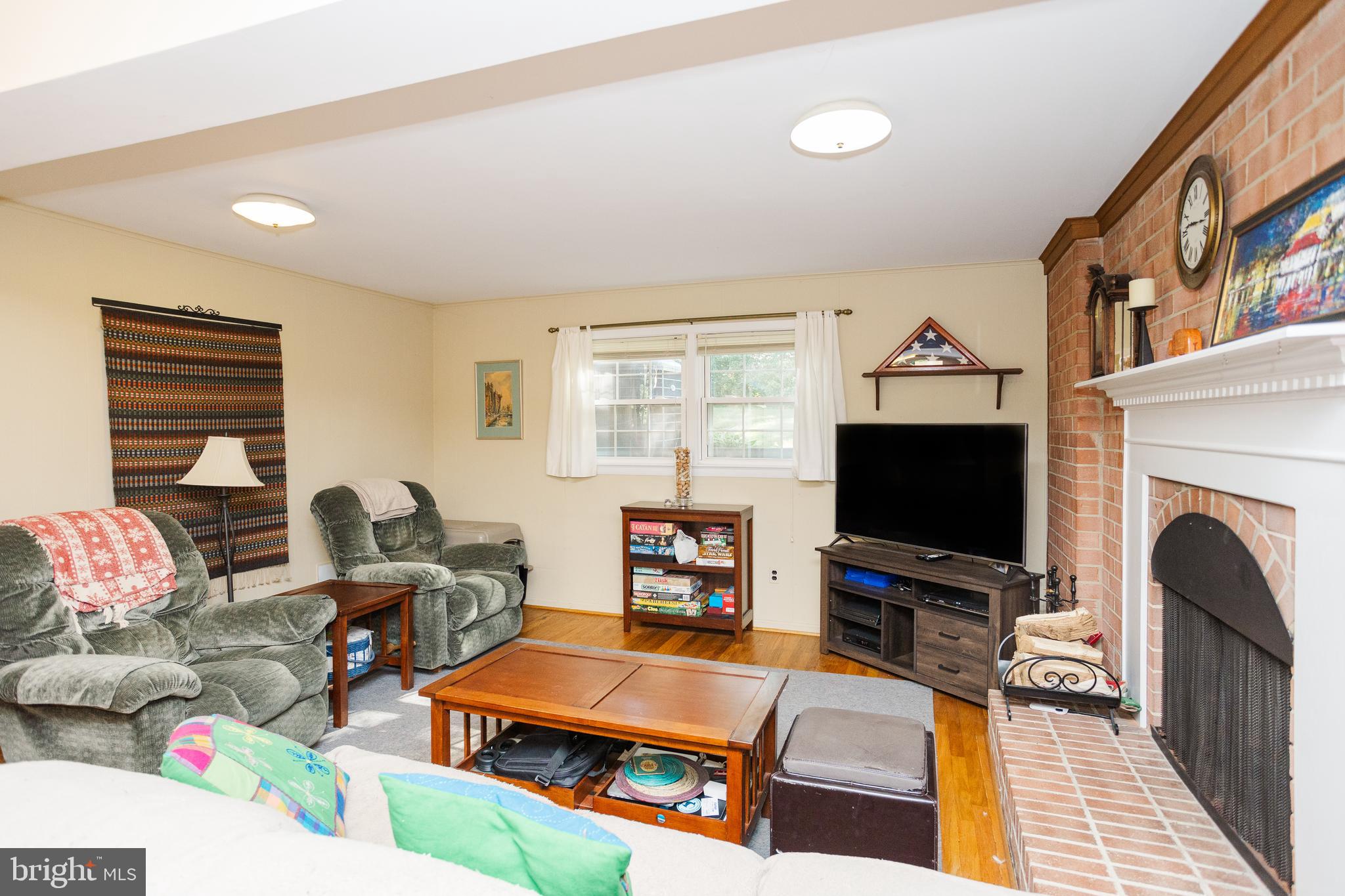 SOMERSET - Residential Lease