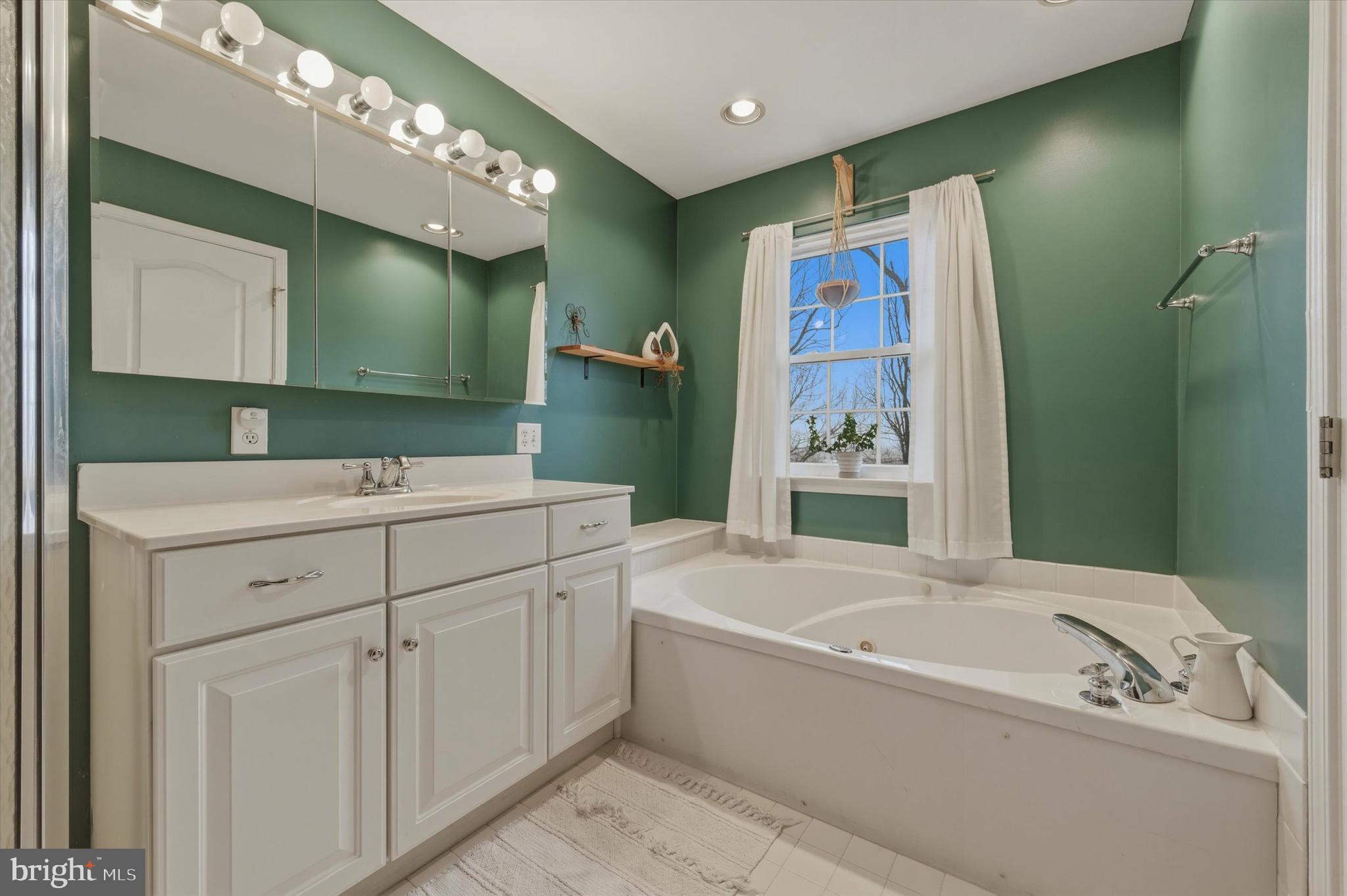 CONSHOHOCKEN - Residential