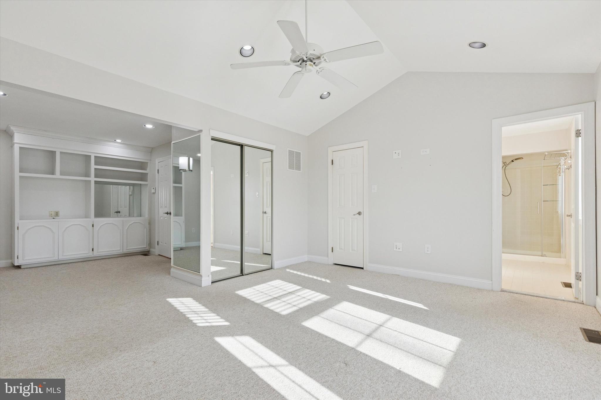 MONTGOMERY GREENE - Residential