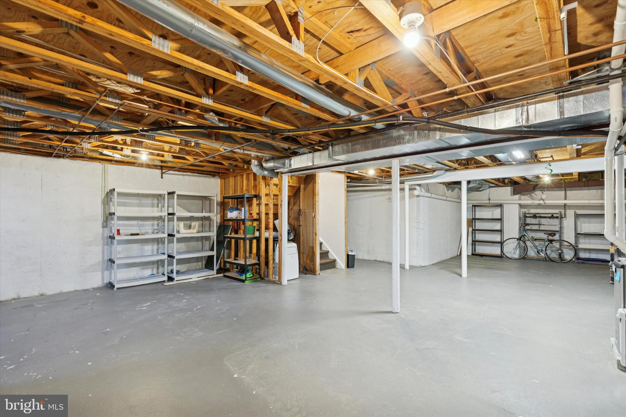 MONTGOMERY GREENE - Residential