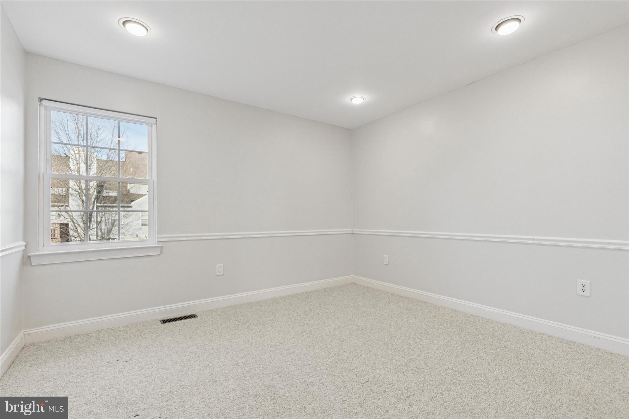 MONTGOMERY GREENE - Residential