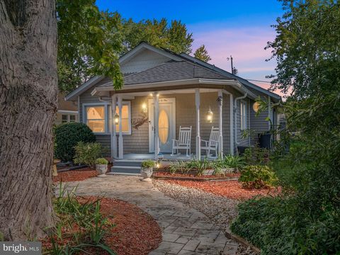 204 MARYLAND AVENUE EDGEWATER MD 21037