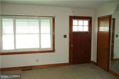 ESSEX - Residential Lease