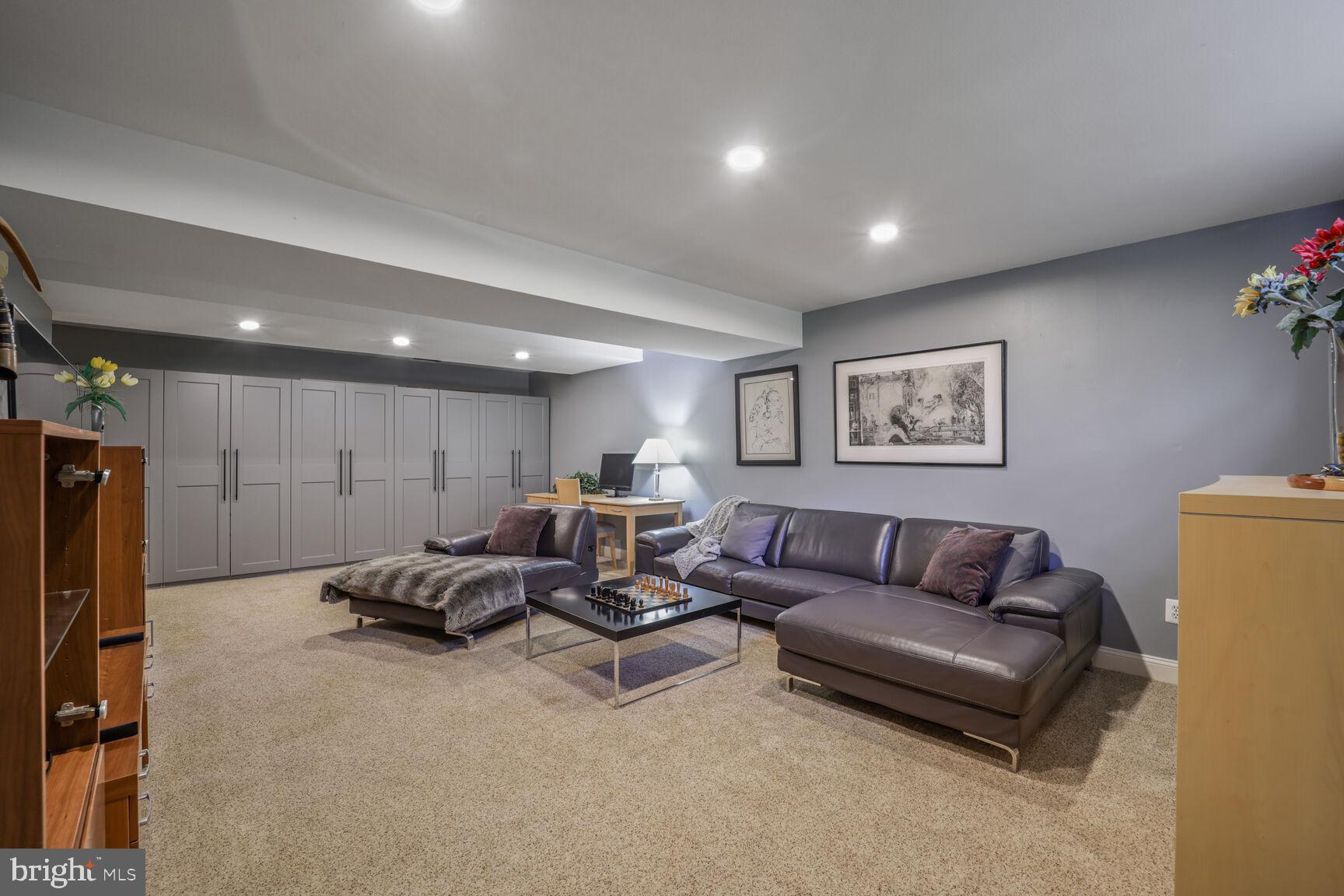 WILLERBURN ACRES - Residential