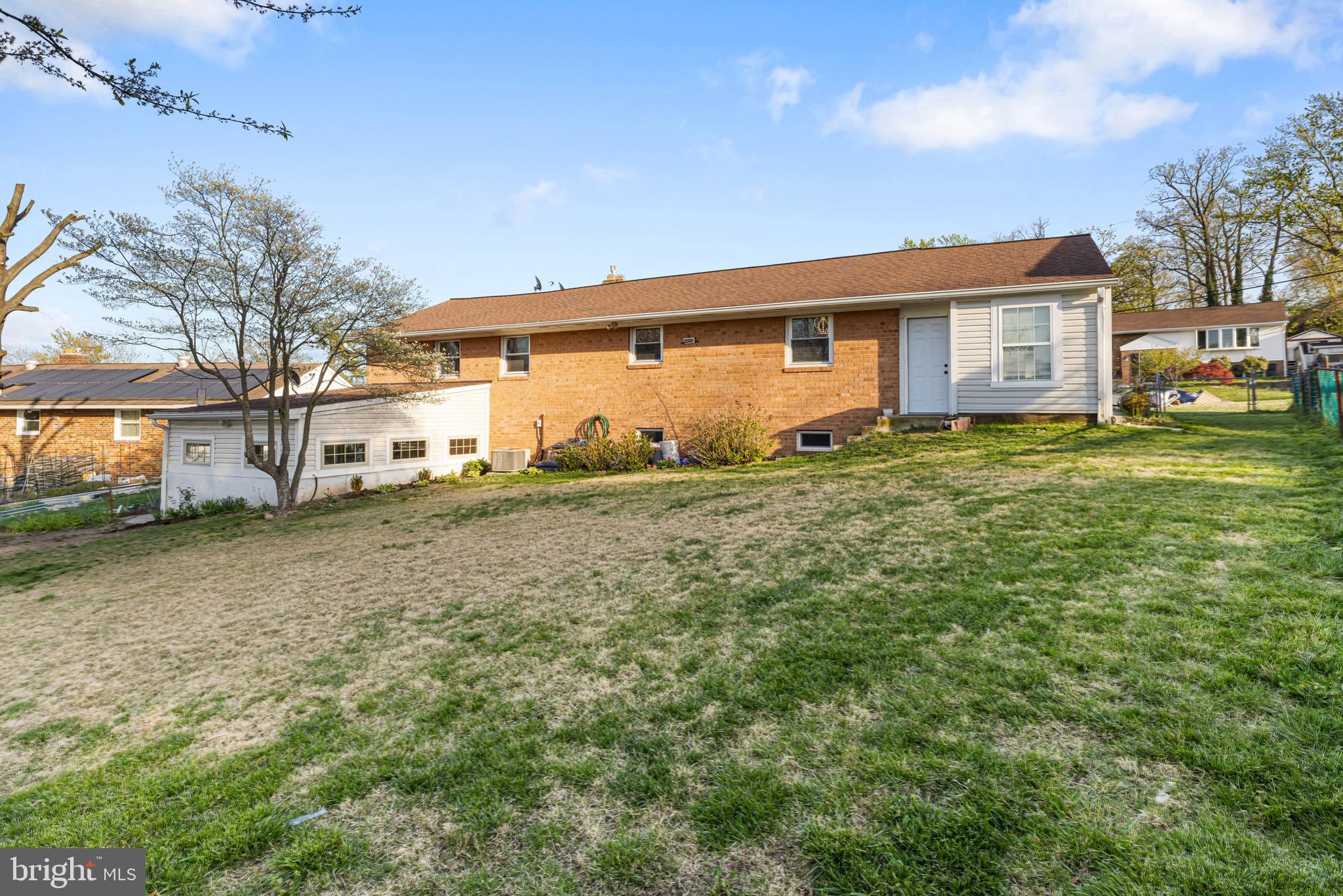 CALVERTON - Residential