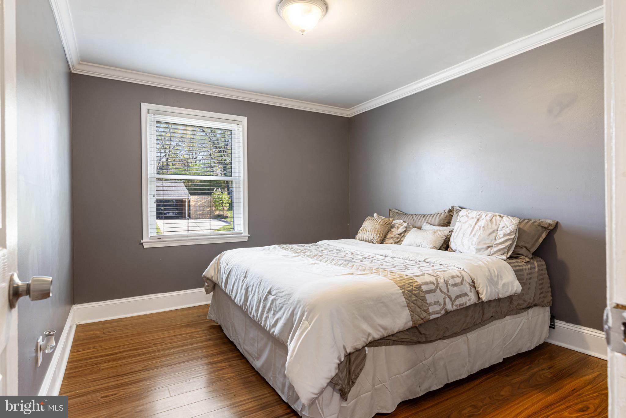 CALVERTON - Residential