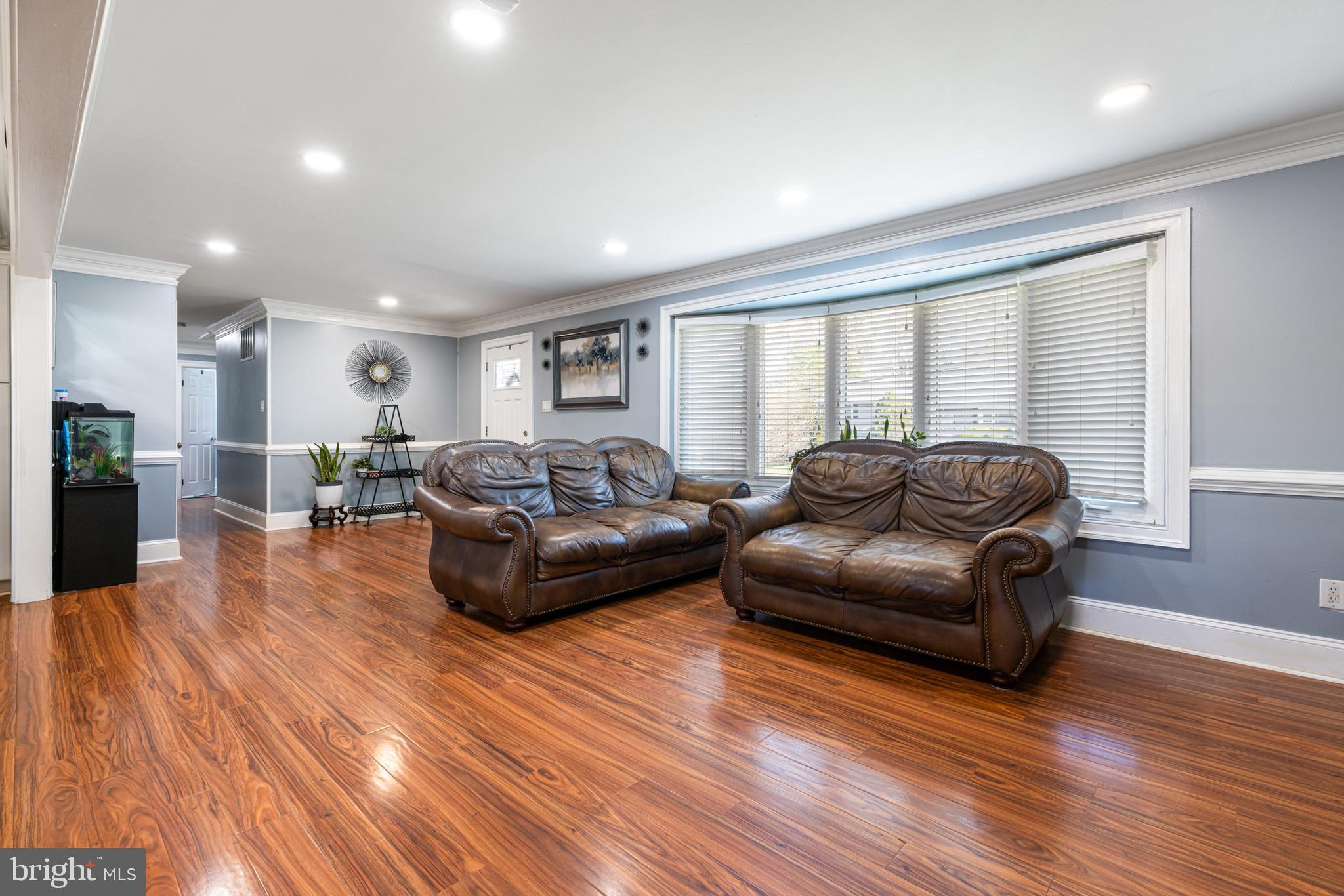 CALVERTON - Residential