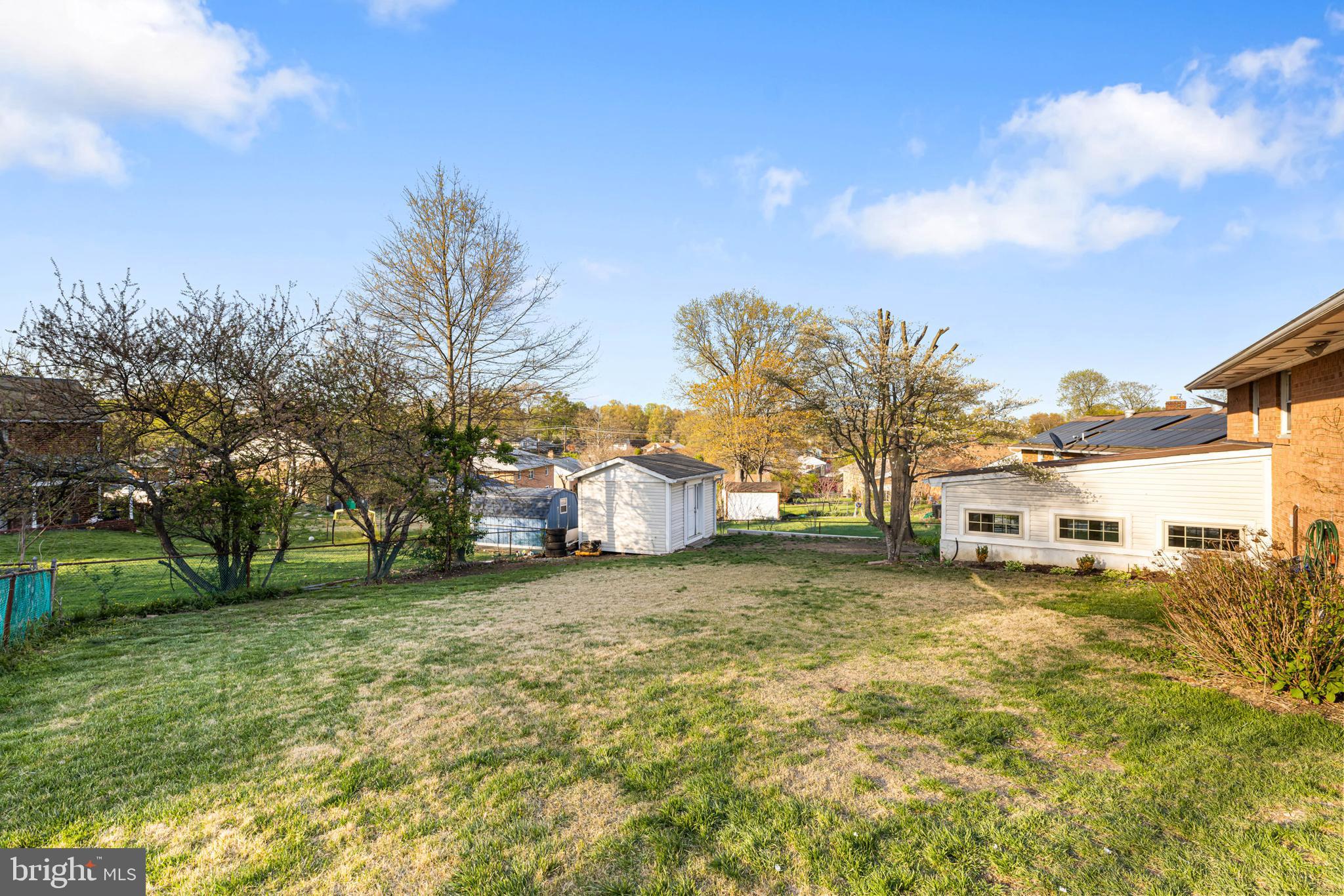 CALVERTON - Residential