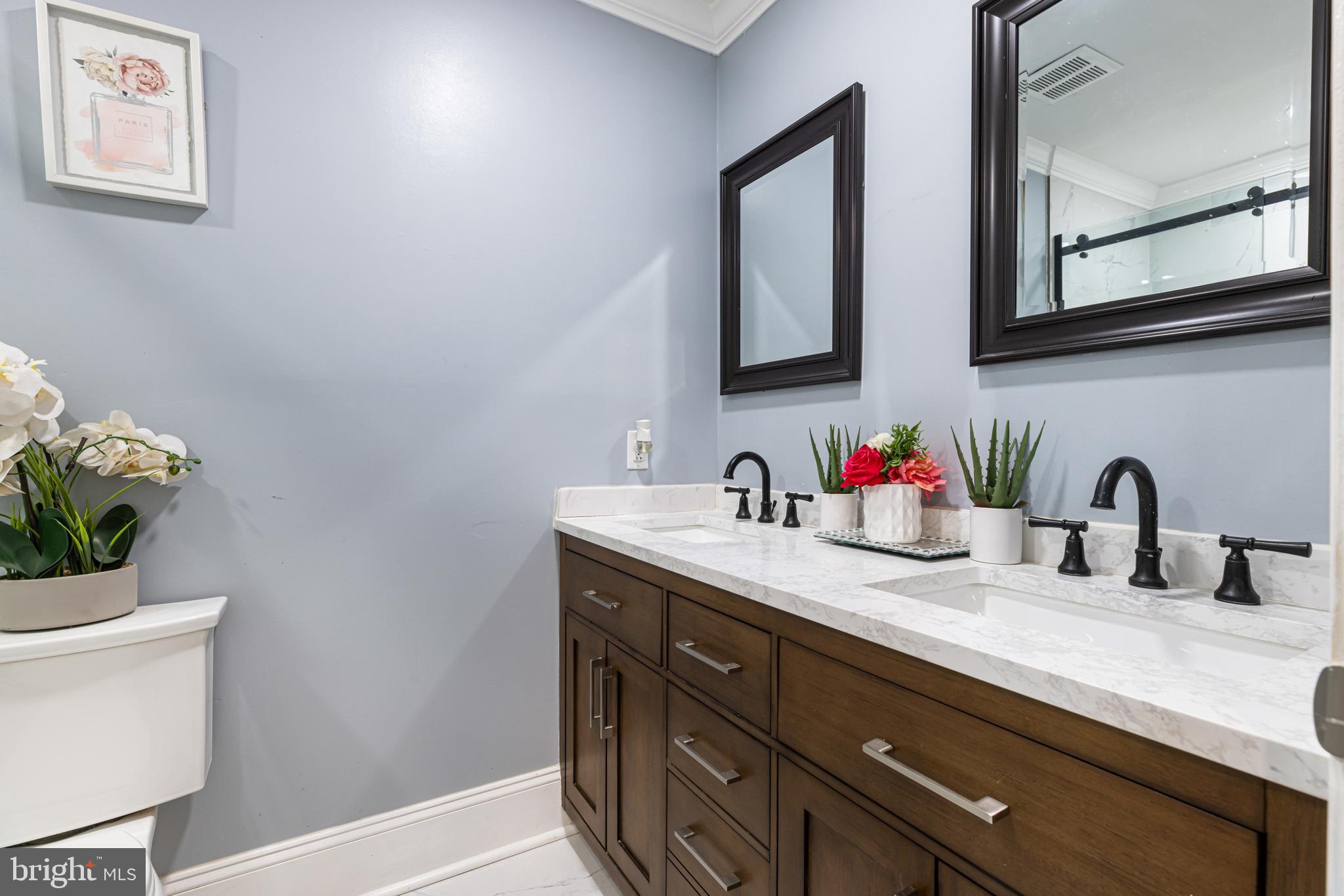 CALVERTON - Residential