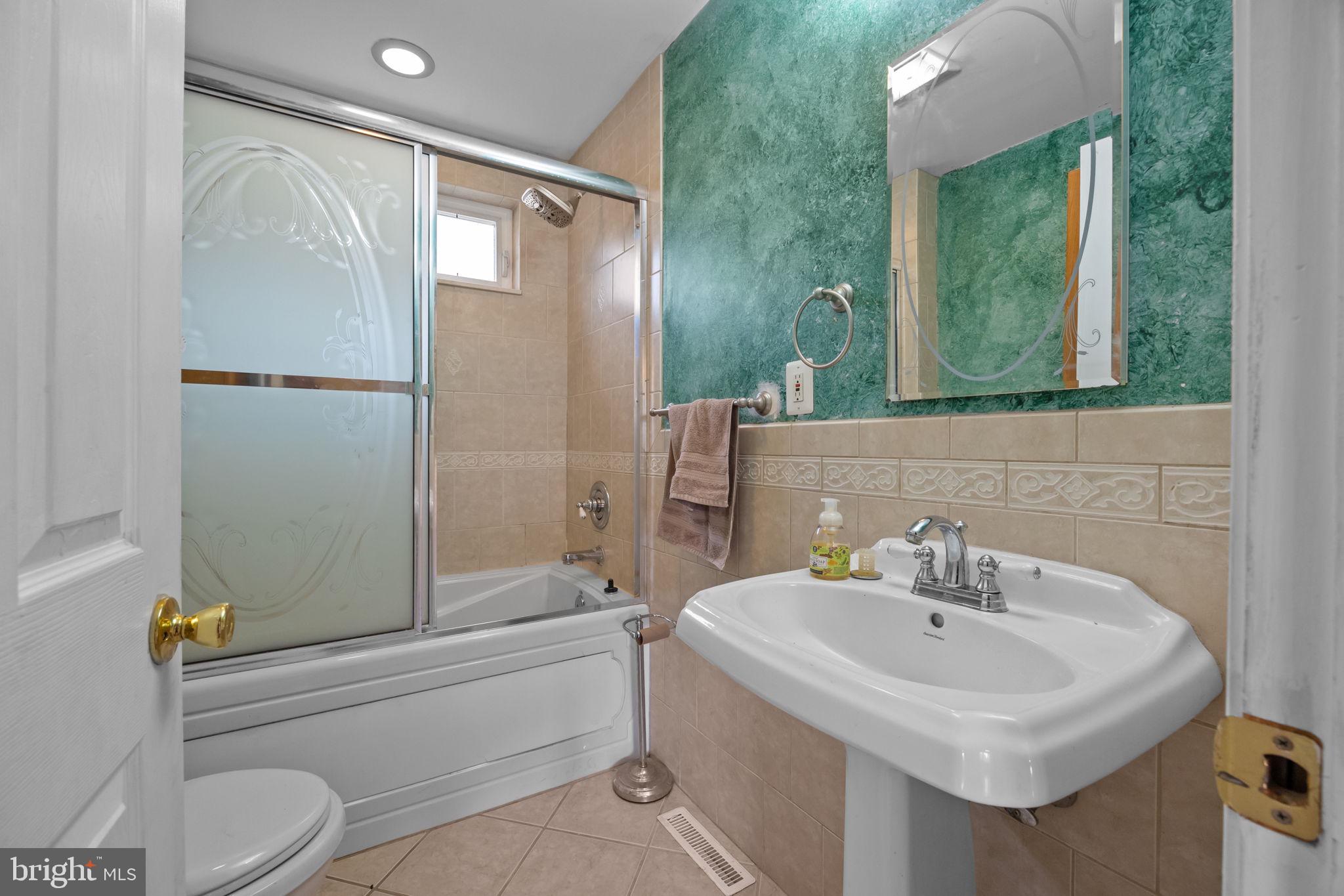 OVERLOOK HILLS - Residential