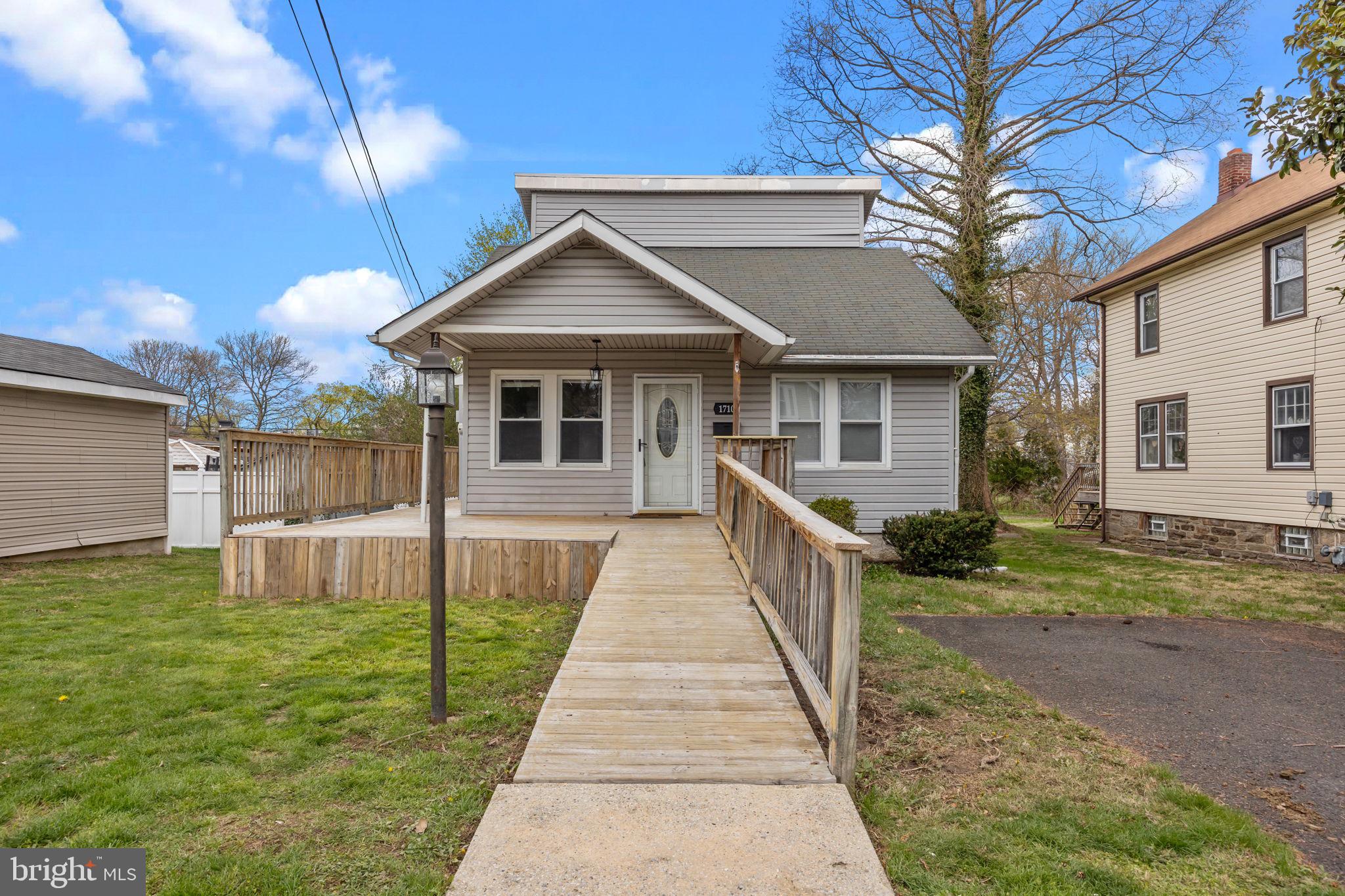 OVERLOOK HILLS - Residential