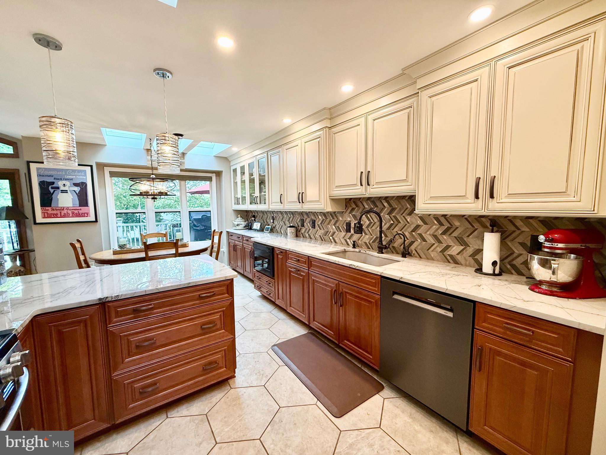 778 OVERTON DRIVE