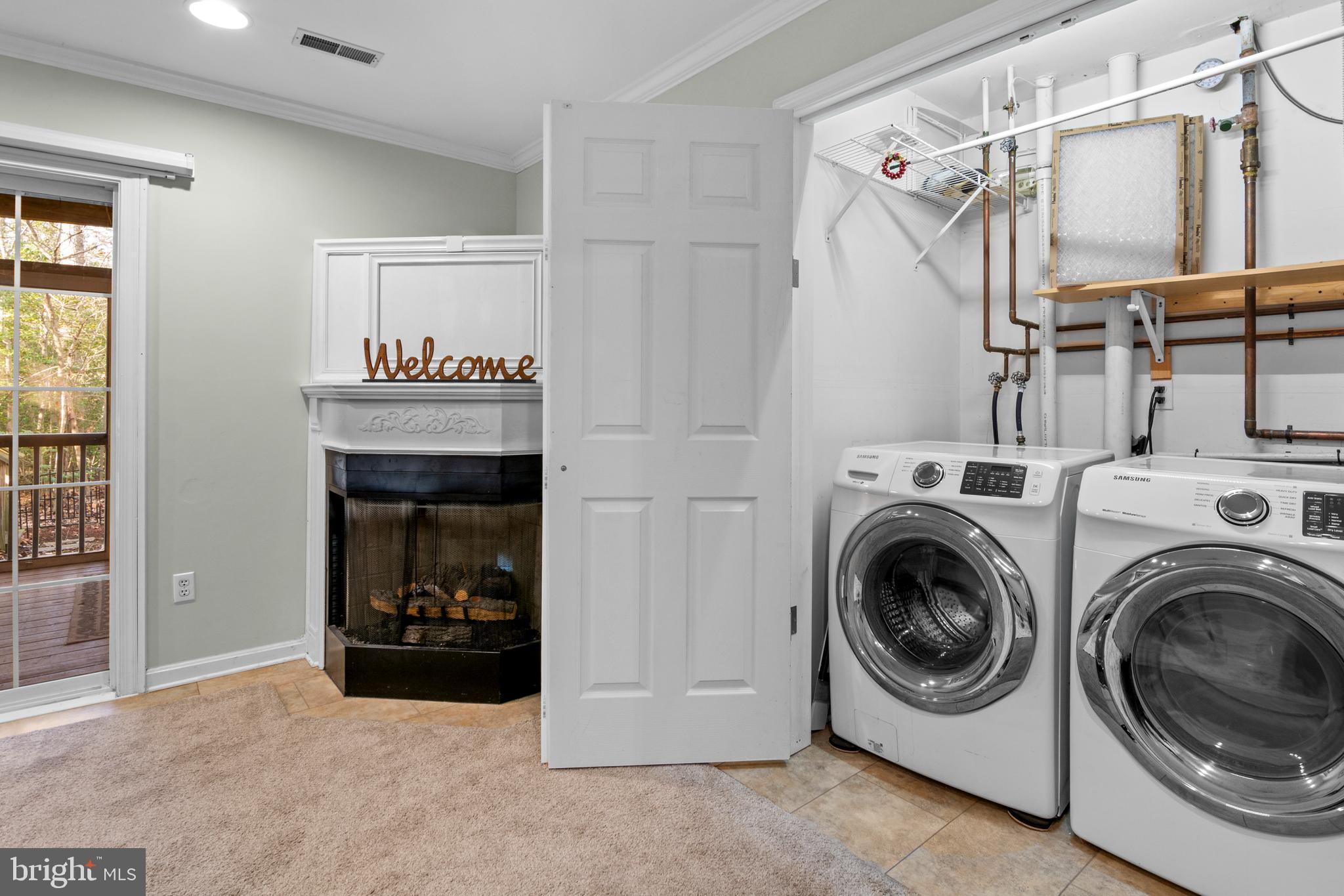 WATERS EDGE - Residential