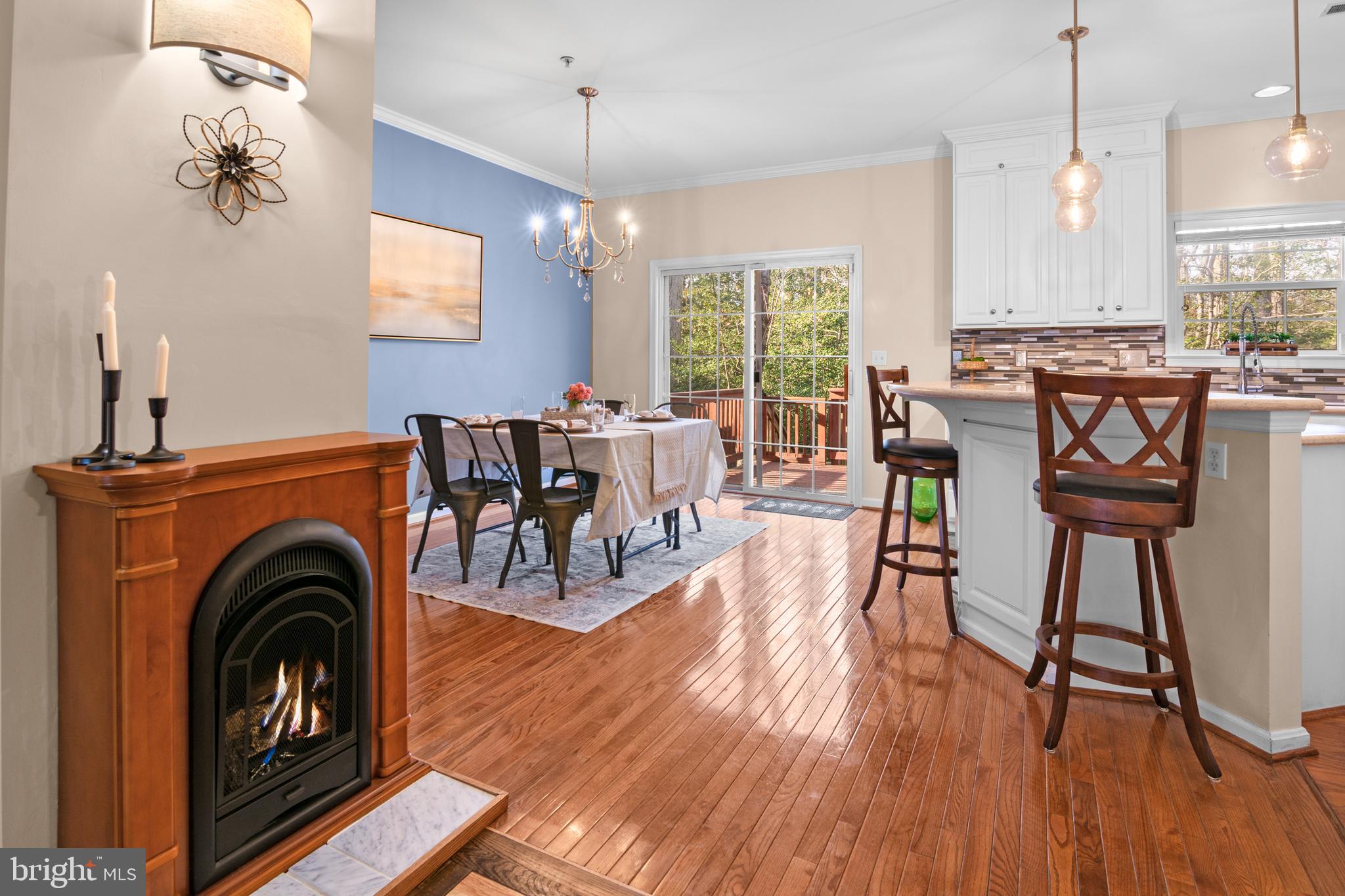 WATERS EDGE - Residential