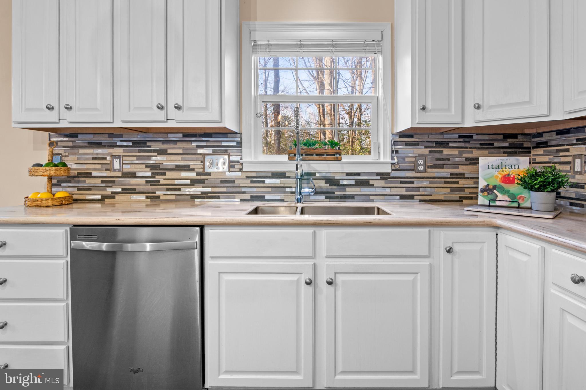 WATERS EDGE - Residential