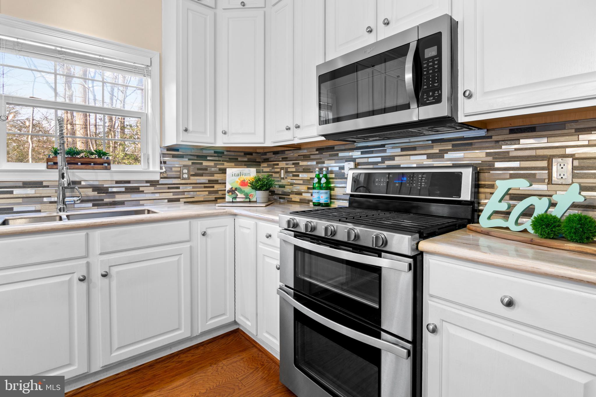 WATERS EDGE - Residential