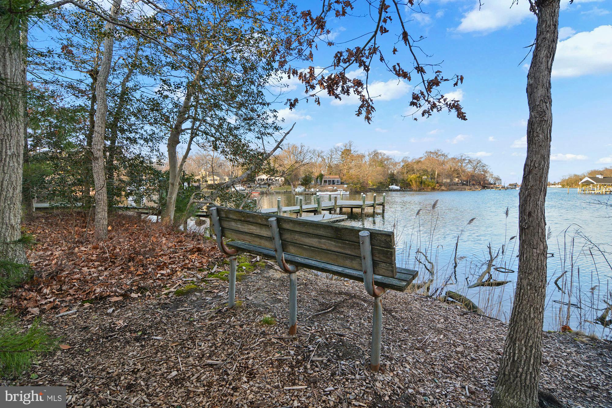 WATERS EDGE - Residential