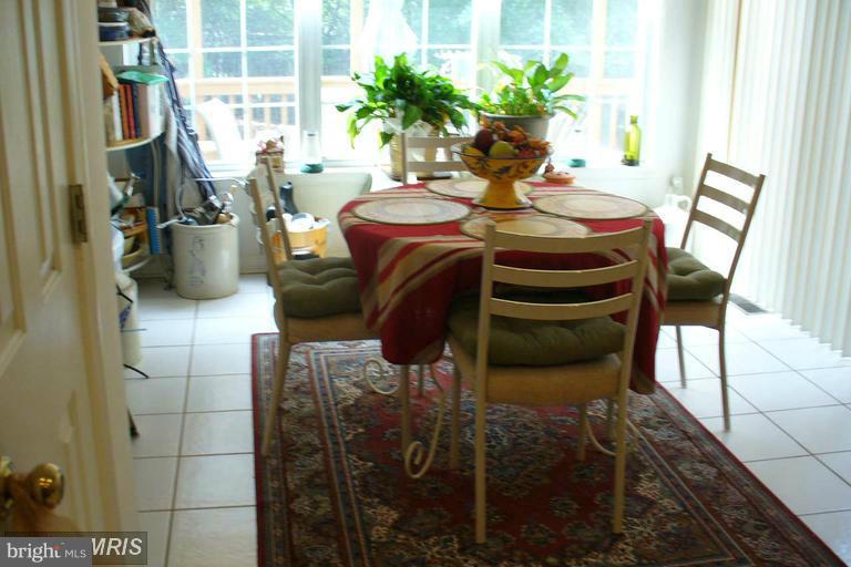 GREAT FALLS CHASE - Residential Lease