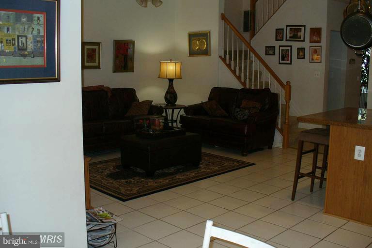 GREAT FALLS CHASE - Residential Lease