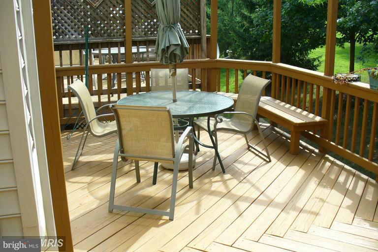 GREAT FALLS CHASE - Residential Lease