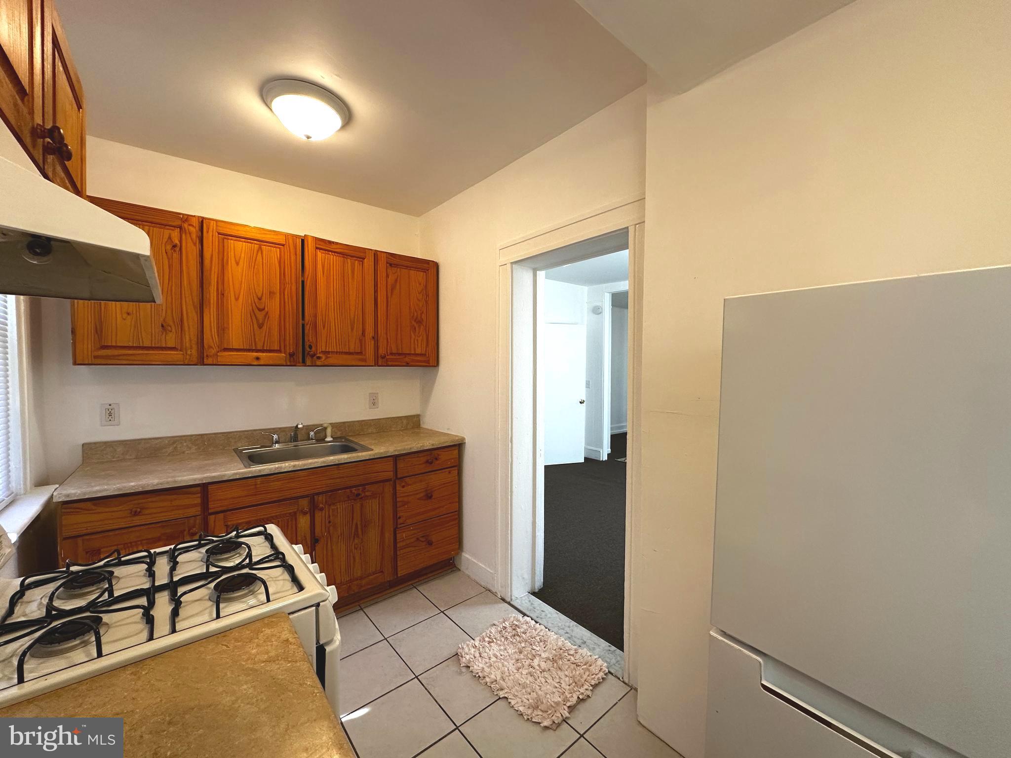ROGNEL HEIGHTS - Residential Lease