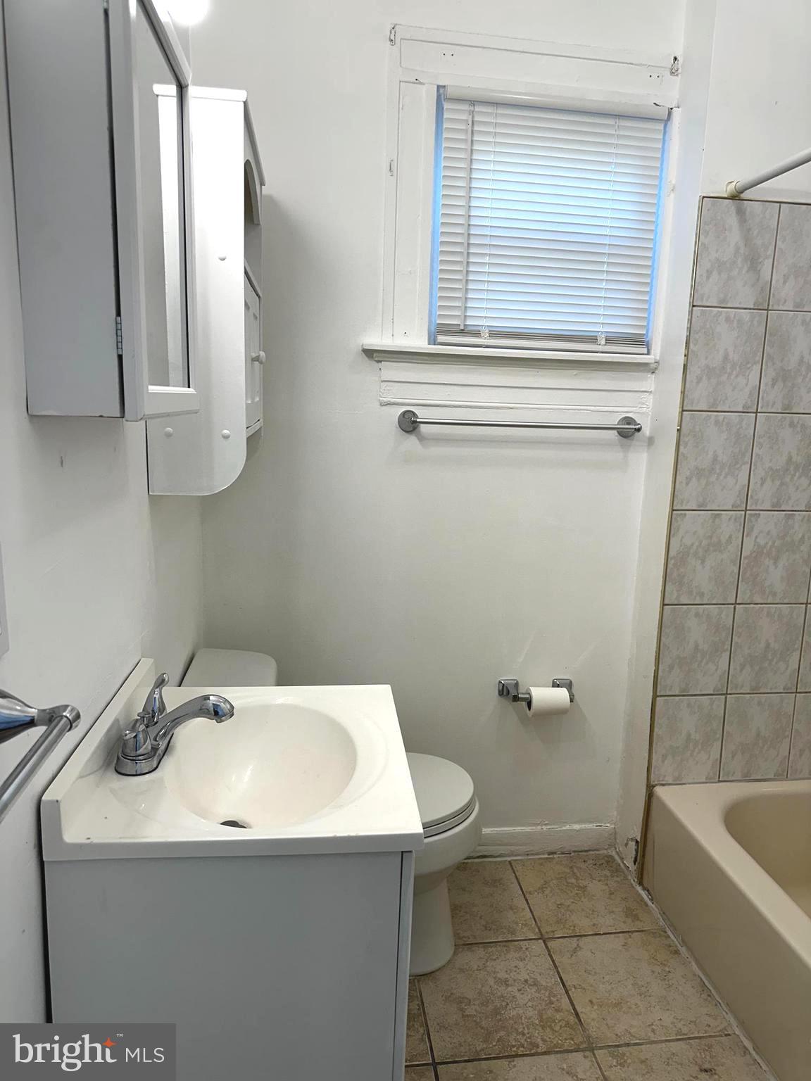 ROGNEL HEIGHTS - Residential Lease