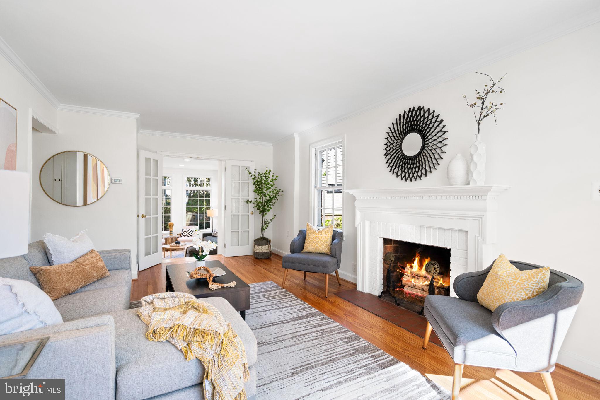 GREENWICH FOREST - Residential