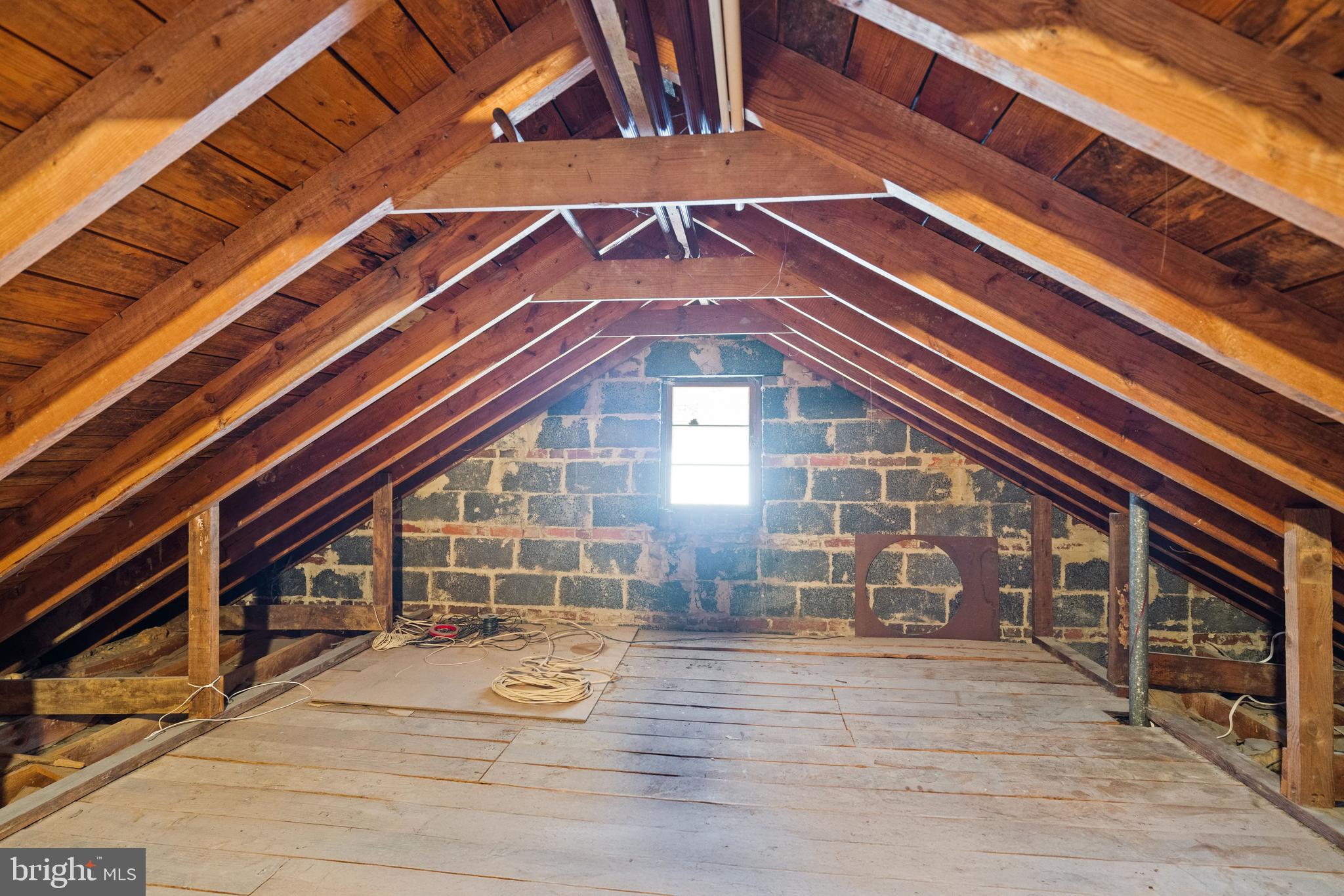 GREENWICH FOREST - Residential