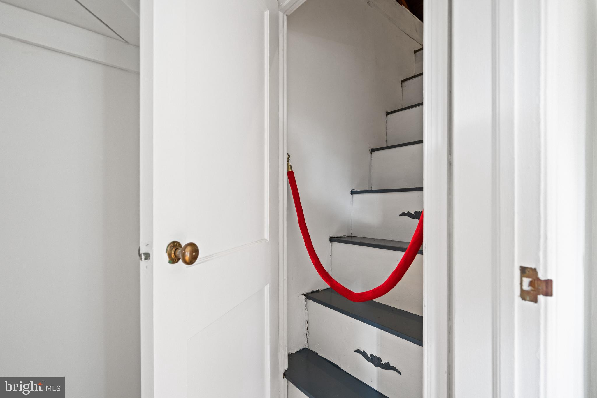 GREENWICH FOREST - Residential