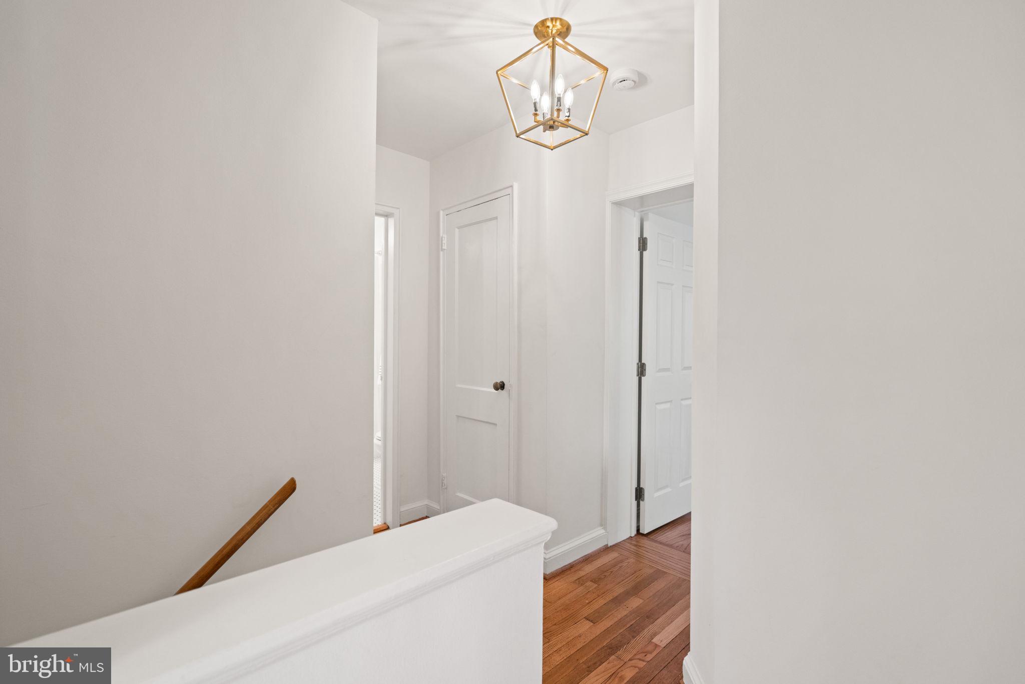 GREENWICH FOREST - Residential