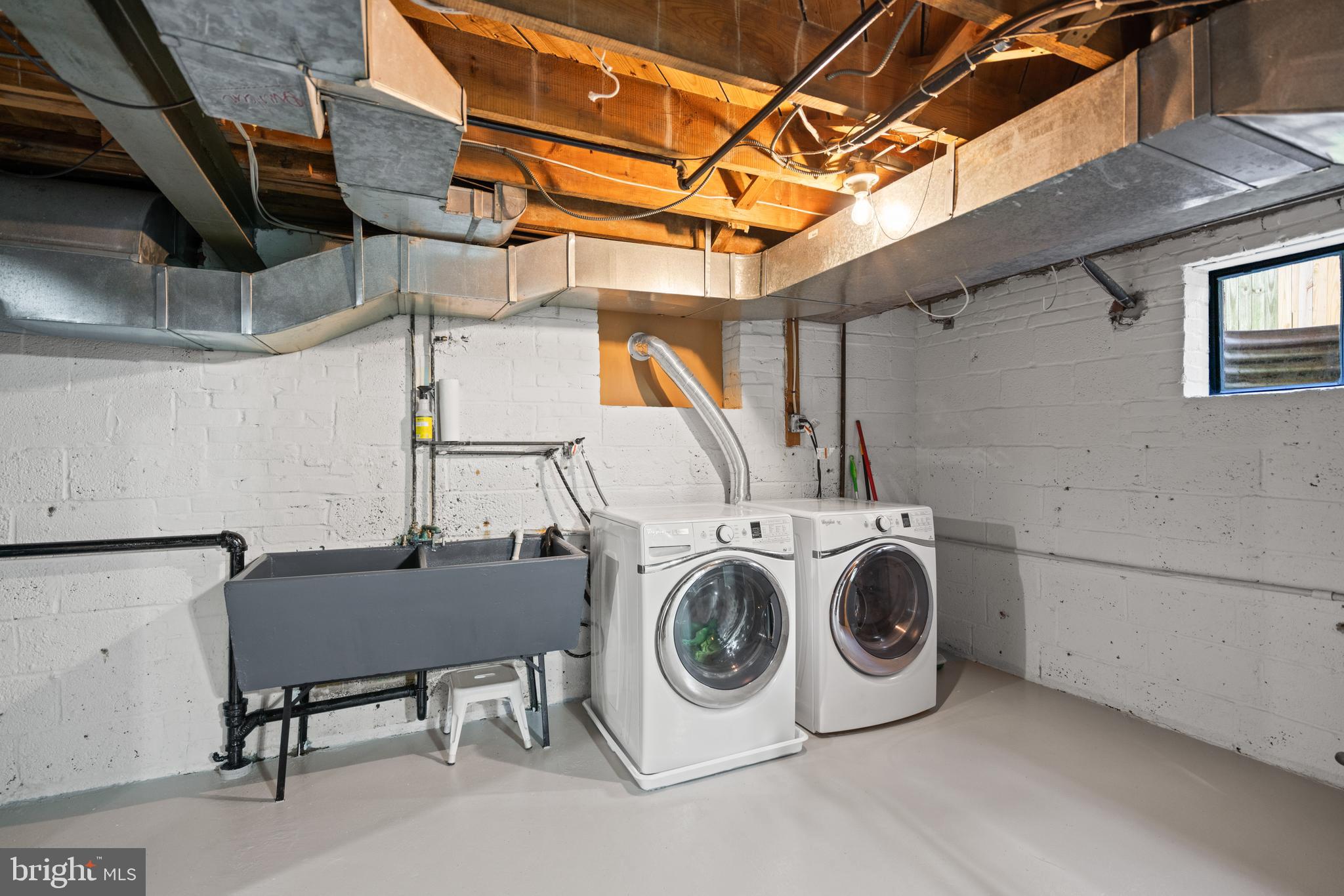 GREENWICH FOREST - Residential