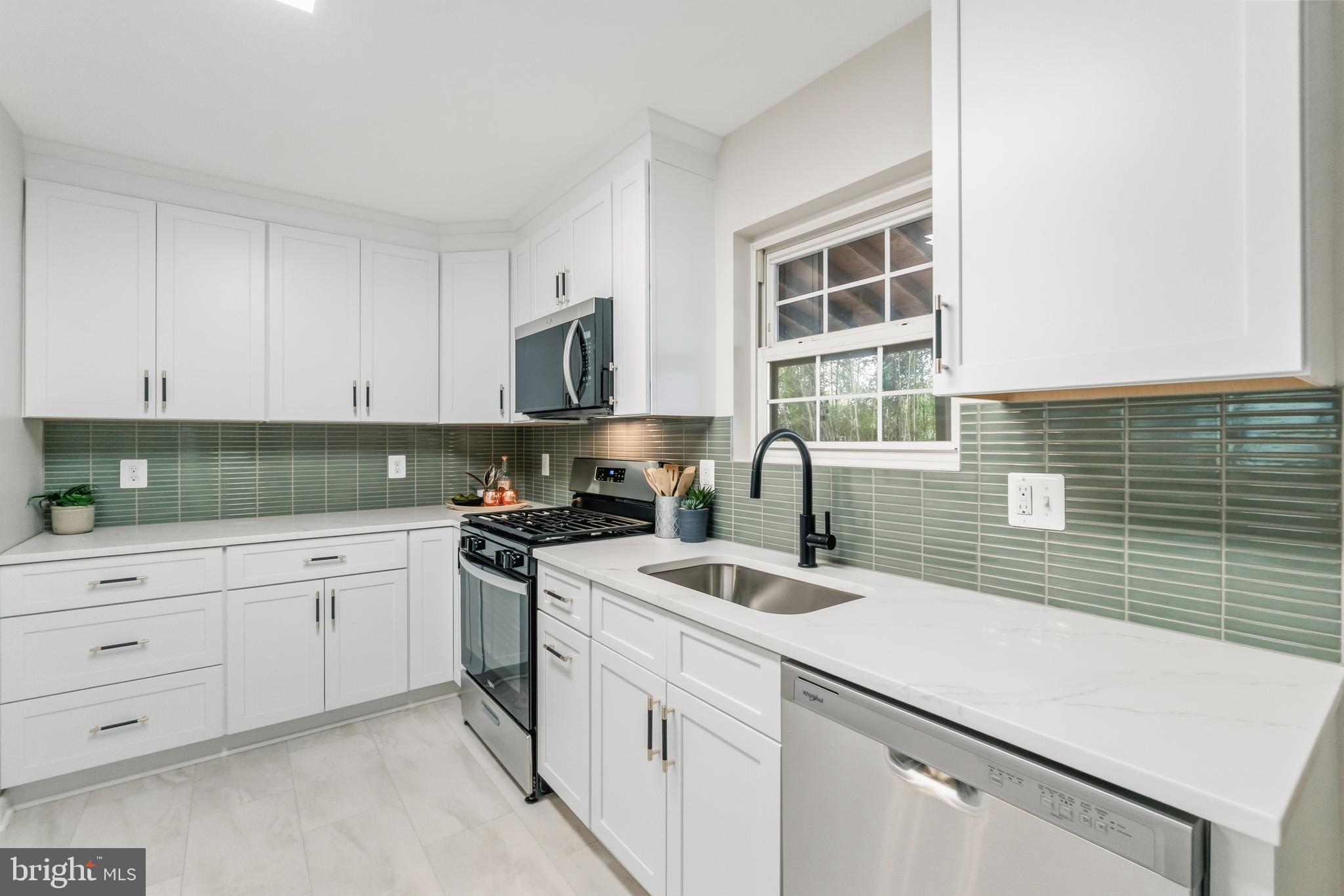 HUNTSMOOR - Residential