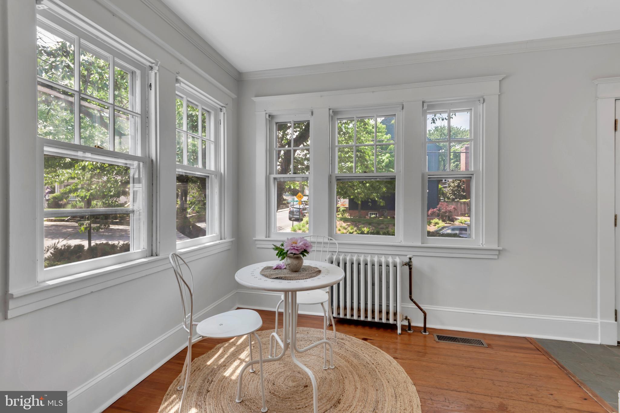 MURRAY HILL - Residential