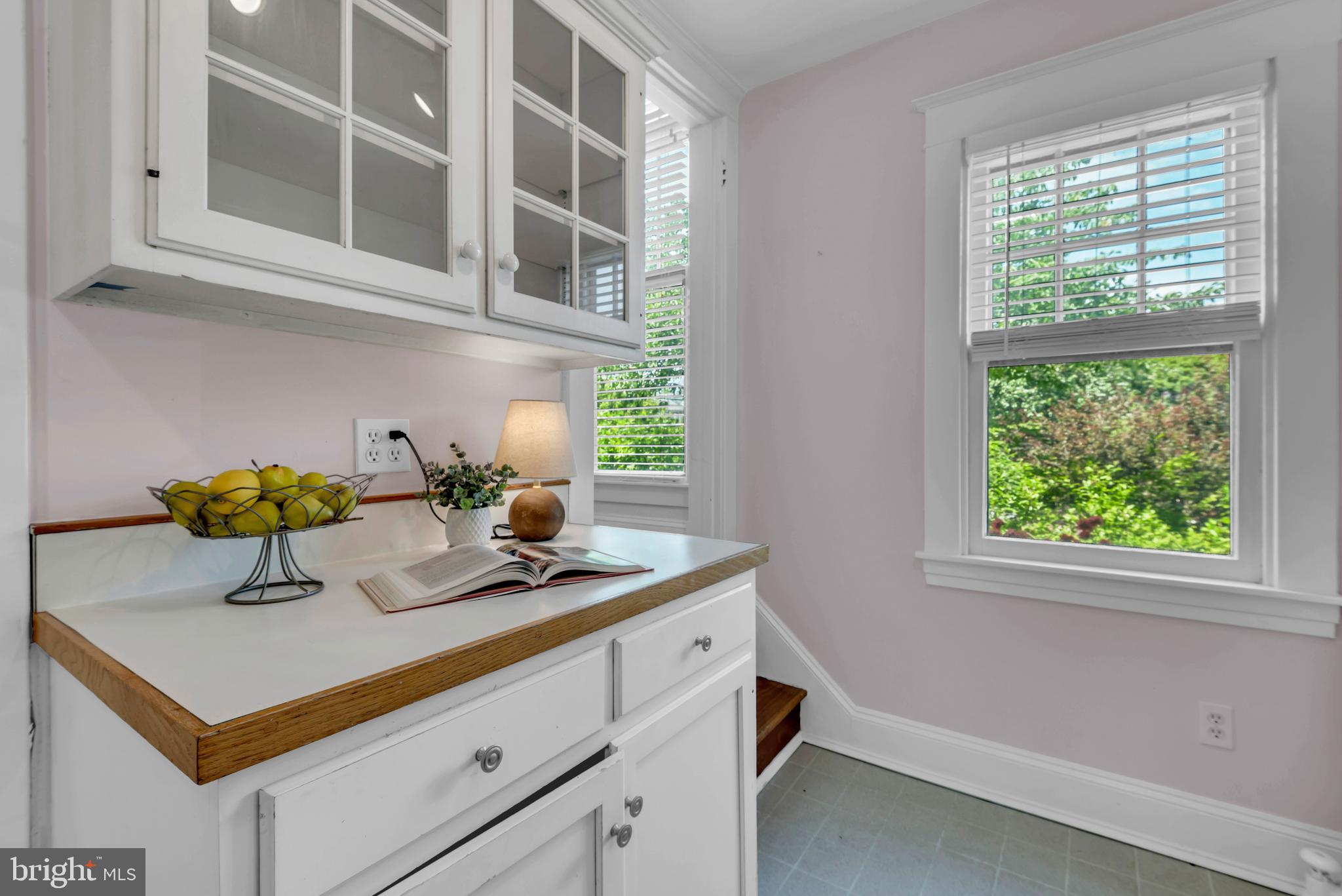 MURRAY HILL - Residential