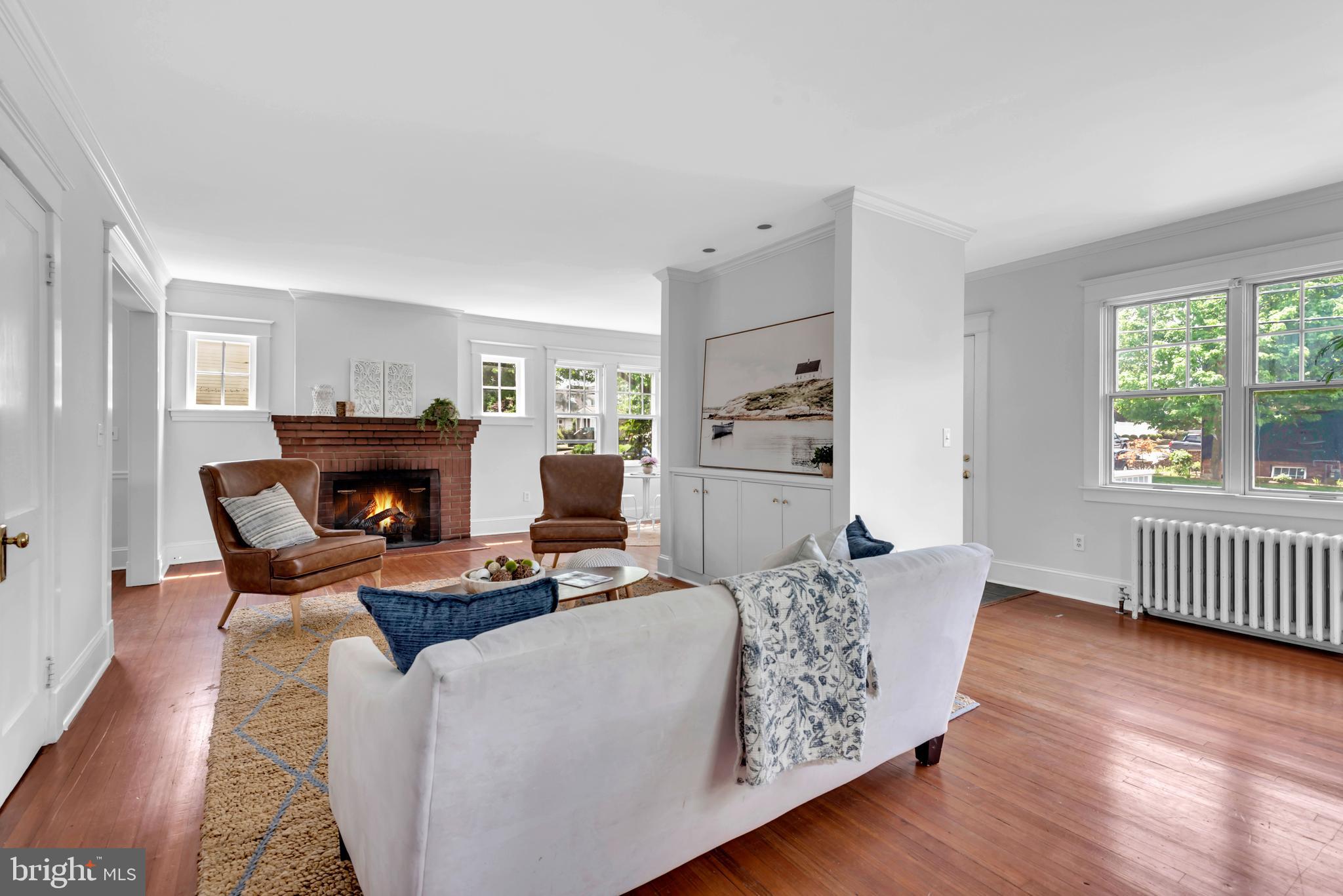 MURRAY HILL - Residential