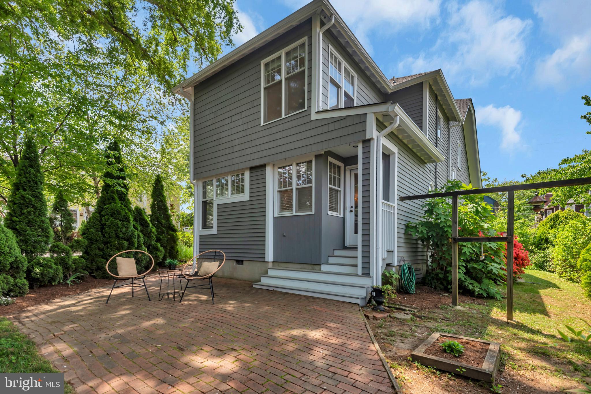 MURRAY HILL - Residential