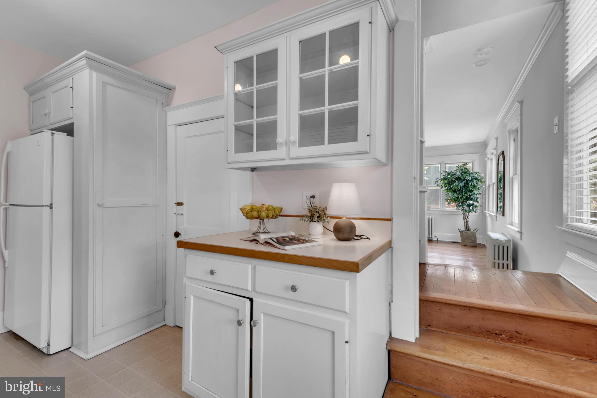 MURRAY HILL - Residential